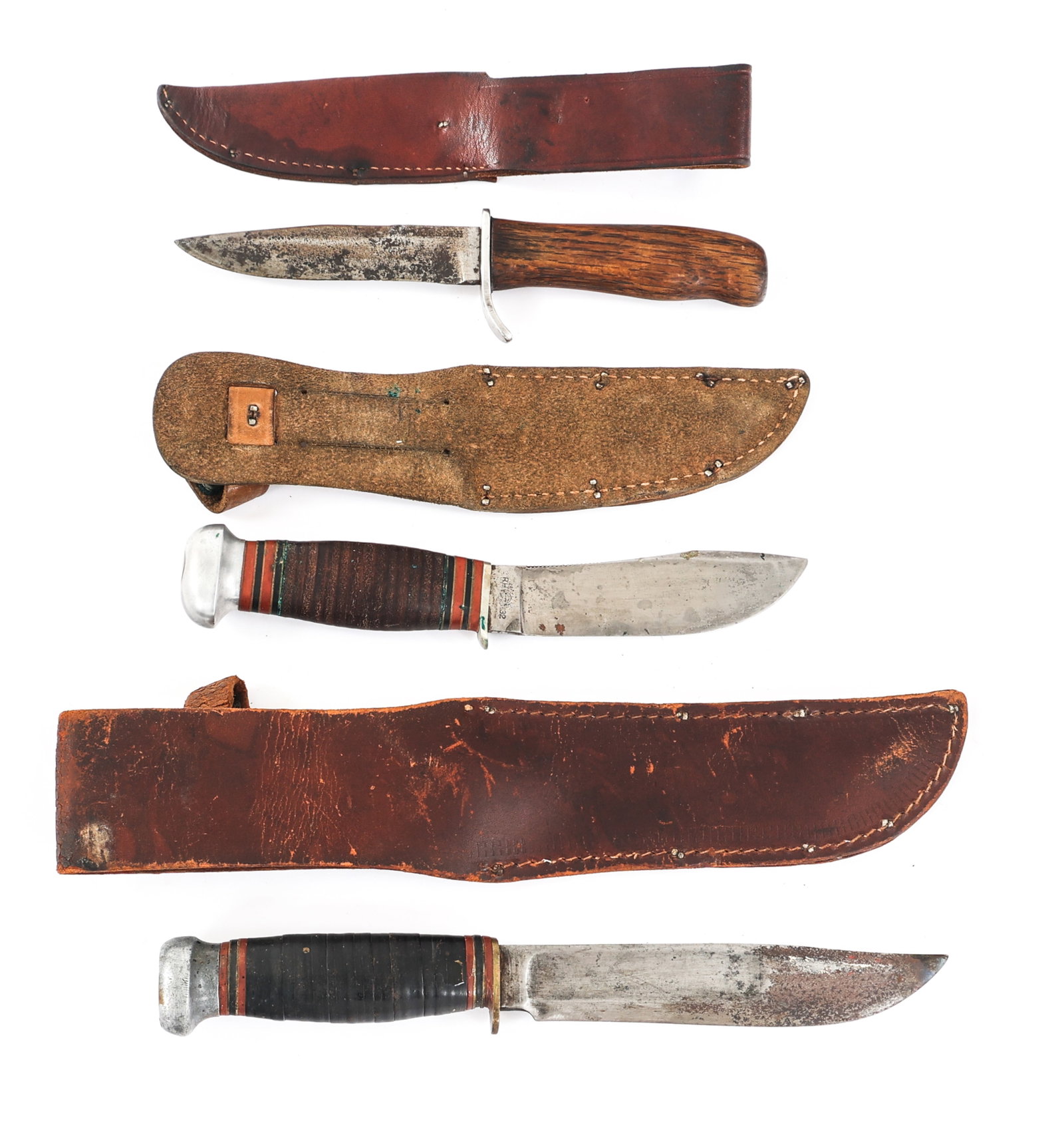 WWII ERA US REMINGTON / MARBLES & MORSETH KNIVES: WWII ERA US REMINGTON / MARBLES & MORSETH KNIVES Lot of 3 Fighting Knives. (1) Fighting Knife by Remington. Single edged blade with drop point. Maker mark of Remington stamped on one side of the ricas