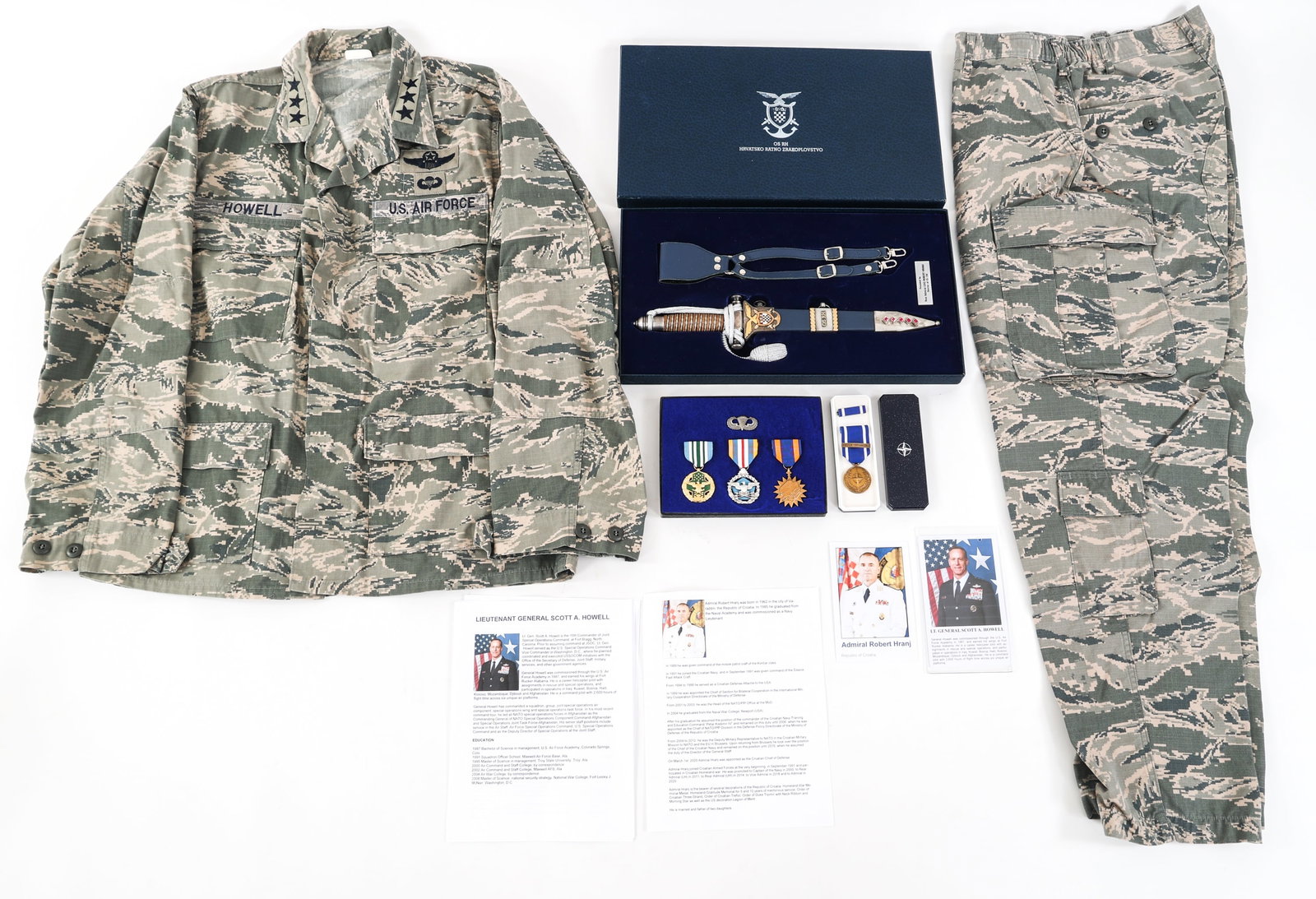 NAMED US AIR FORCE GENERAL GROUPING & DAGGER: NAMED CROATIAN & US MILITARY MEDALS AND GROUPINGS (1) Modern Conflicts US Air Force Lieutenant General Named Grouping. Named to Lt. General Scott A. Howell. (1) Croatian Special Operations Forces Comm