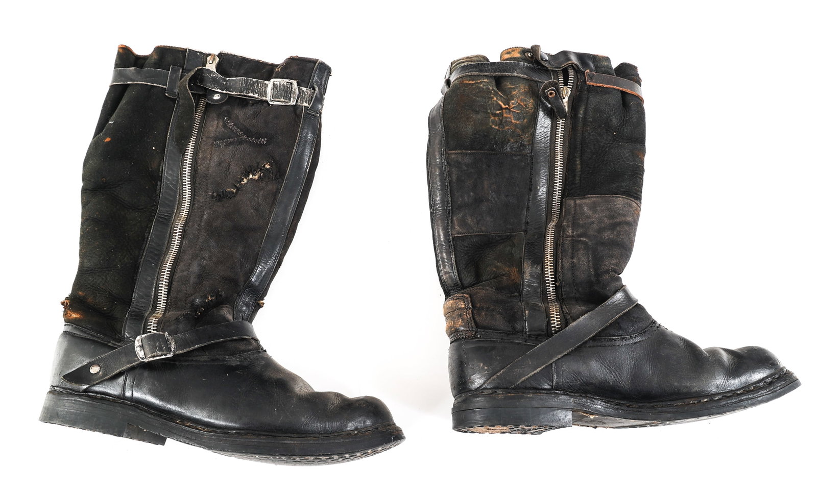 WWII GERMAN LUFTWAFFE WINTER FLYING BOOTS: WWII GERMAN LUFTWAFFE WINTER FLYING BOOTS WWII German Luftwaffe Winter Flying Boots. Black leather and suede construction with sheep's wool liner. Rubber sole marked "Original Wilop". Size: Medium