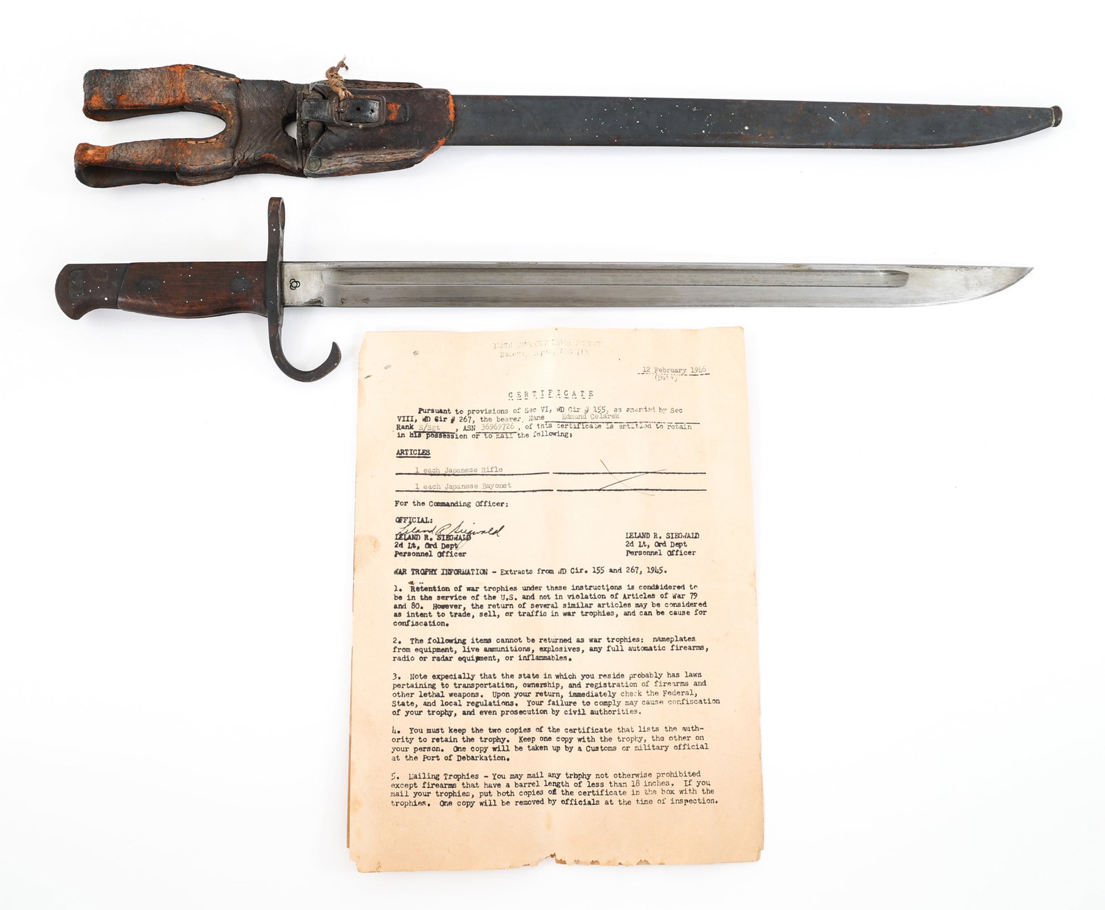 WWII JAPANESE TYPE 30 VET BRING BACK BAYONET & DOC: WWII JAPANESE TYPE 30 VET BRING BACK BAYONET & DOC WWII Imperial Japanese Type 30 Bayonet With War Trophy Document. Brought back by US Army Staff Sergeant Edmund Celarek, 36969726. (1) Type 30 Bayonet