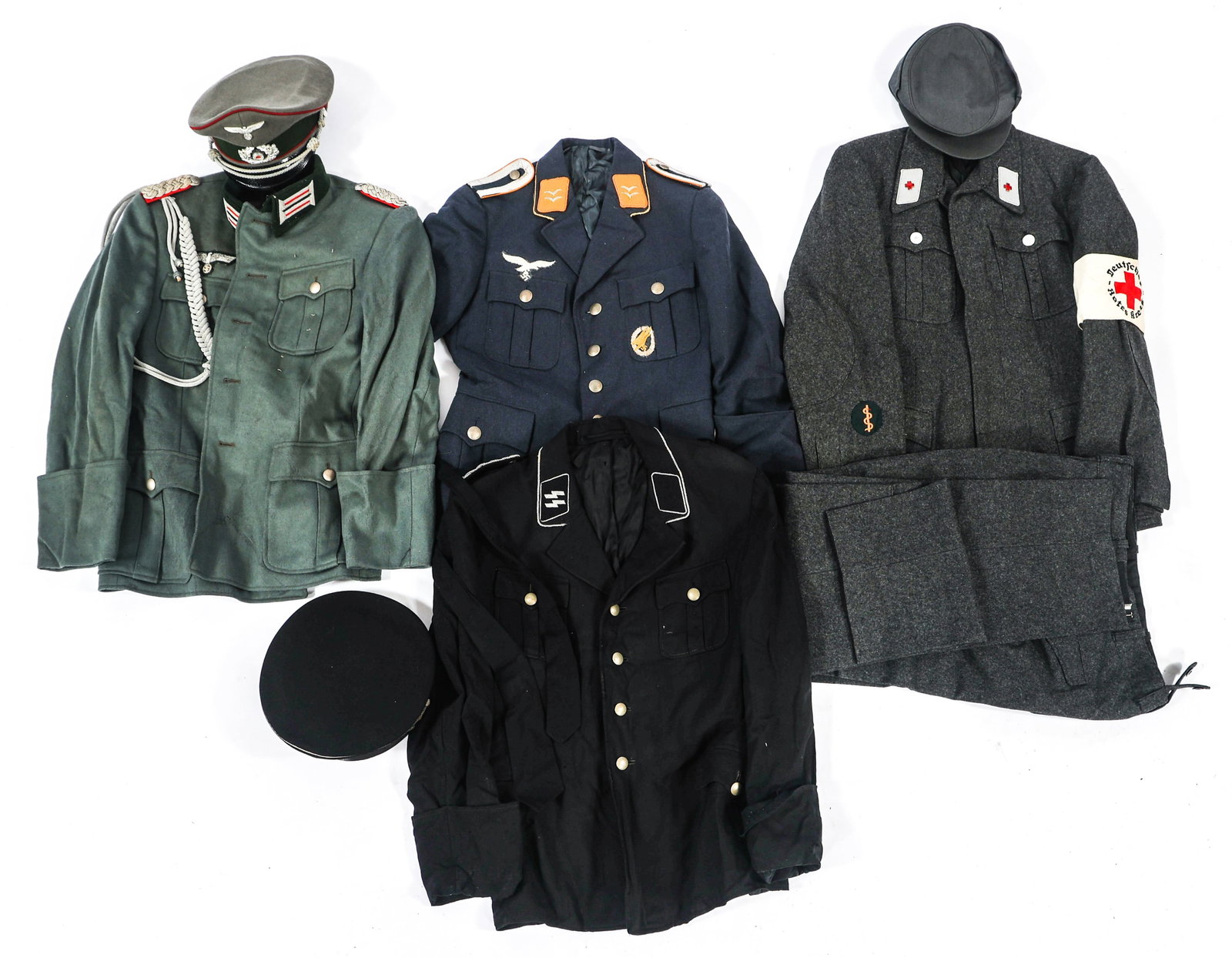 REENACTOR WWII GERMAN UNIFORMS: REENACTOR WWII GERMAN UNIFORMS Contemporary Production Reenactor WWII German Heer, Luftwaffe and SS Uniforms. Size: Medium