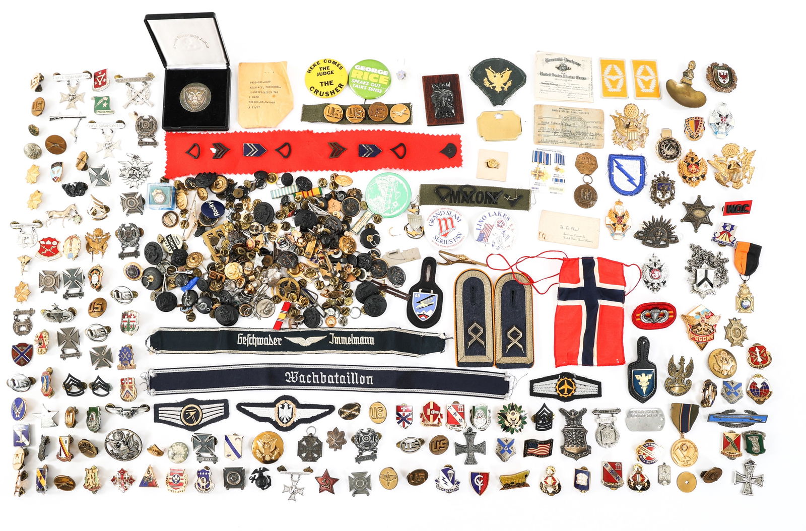COLD WAR - CURRENT WORLD MILITARY INSIGNIA: COLD WAR - CURRENT WORLD MILITARY INSIGNIA Cold War - Current World Military Insignia. Includes DUI Pins, Rank Insignia, Badges, Medals, Patches, Cuff Titles, Shoulder Boards, and more. Lot also inclu