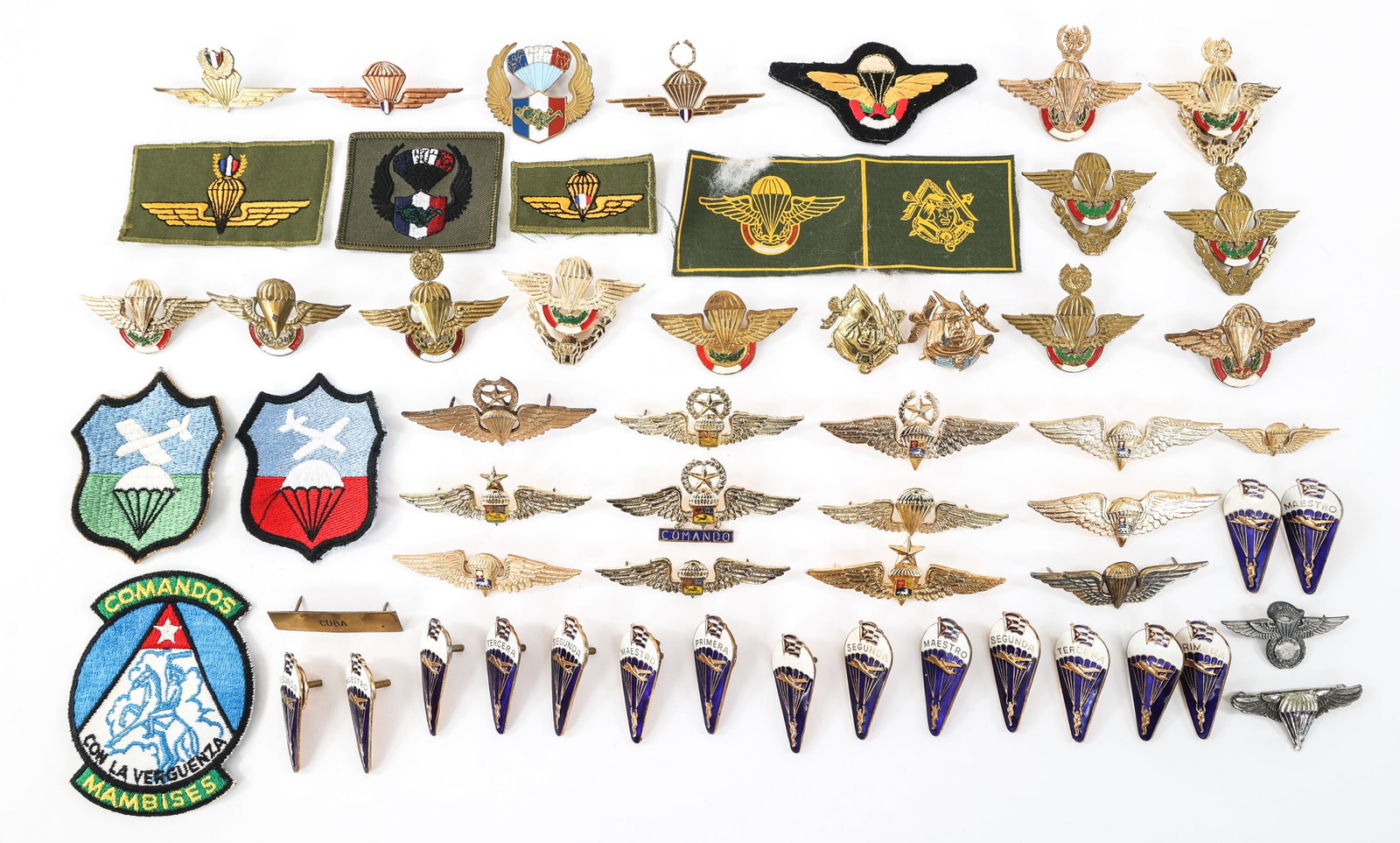 COLD WAR LATIN AMERICAN PARATROOPER JUMP WINGS: COLD WAR LATIN AMERICAN PARATROOPER JUMP WINGS Cold War Latin American Paratrooper Jump Wings. Includes Panamanian HALO, Panamanian, Cuban, Venezuelan, and Peruvian.