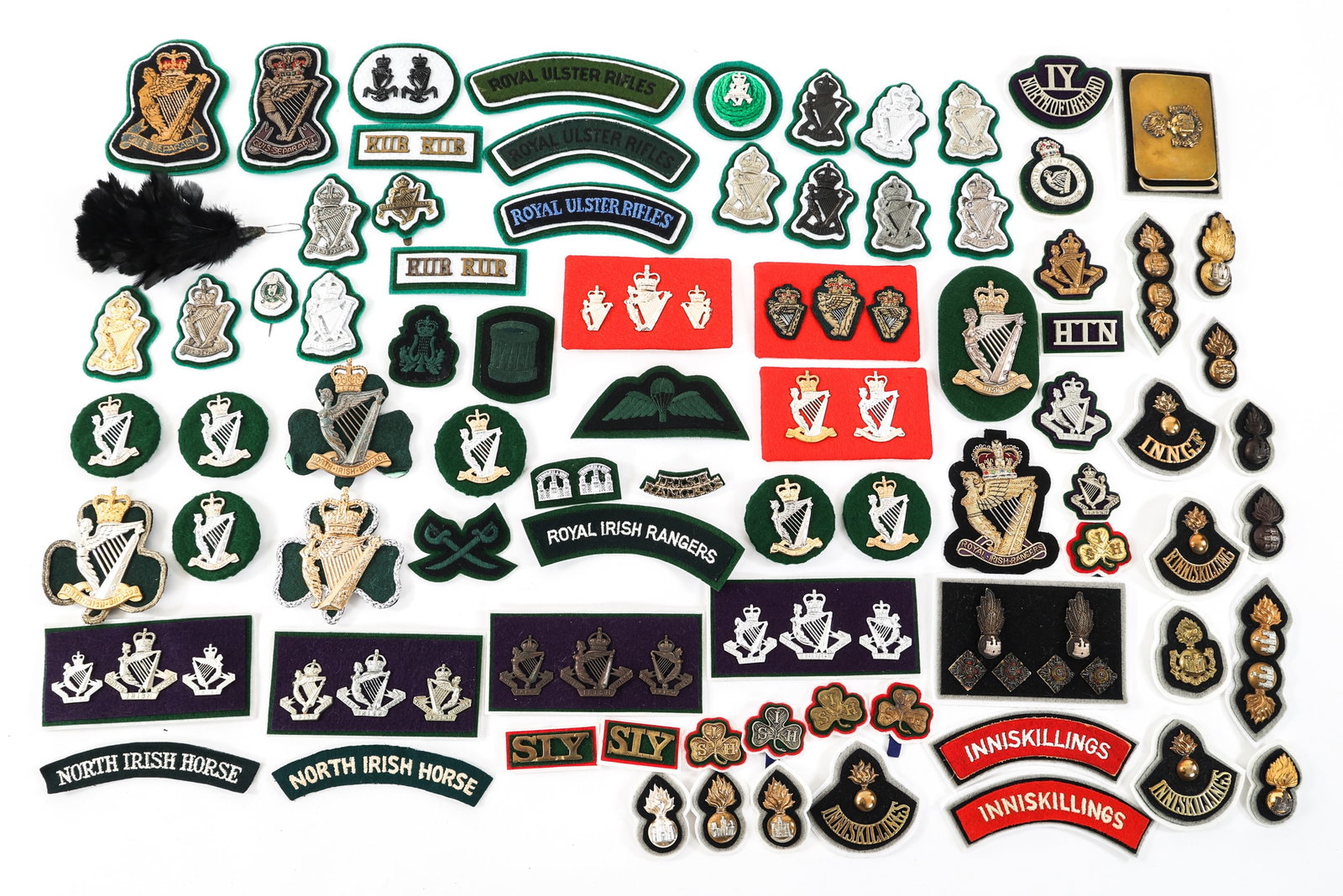 MODERN IRISH REGIMENTAL INSIGNIA: MODERN IRISH REGIMENTAL INSIGNIA Modern Irish Regimental Insignia. Includes cap badges, belt buckles, tabs, patches, collar insignia, and more.
