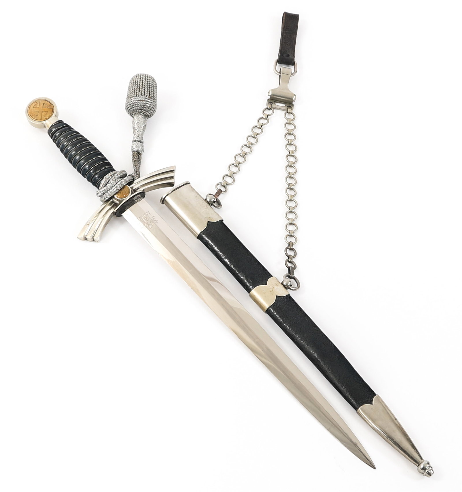 WWII GERMAN LUFTWAFFE 1st MODEL DRESS DAGGER: WWII GERMAN LUFTWAFFE 1st MODEL DRESS DAGGER WWII German Luftwaffe 1st Model Dress Dagger. Double edged, bright blade. Maker mark of Tiger etched near the ricasso. Leather buffer pad present. Aluminum