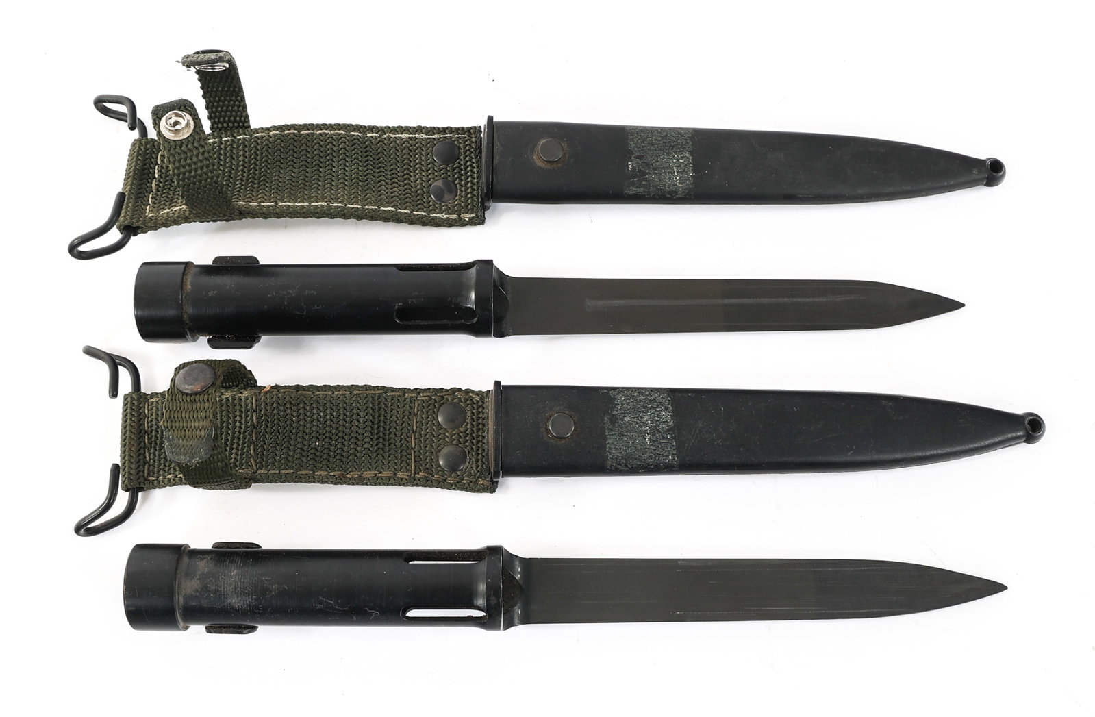 COLD WAR BELGIAN FAL TYPE C SOCKET BAYONETS: COLD WAR BELGIAN FAL TYPE C SOCKET BAYONETS Cold War Belgian FAL Type C Socket Bayonets. Black plastic scabbards with webbed frogs. Blade Length: 6 1/2" | Total Length: 11 1/2"