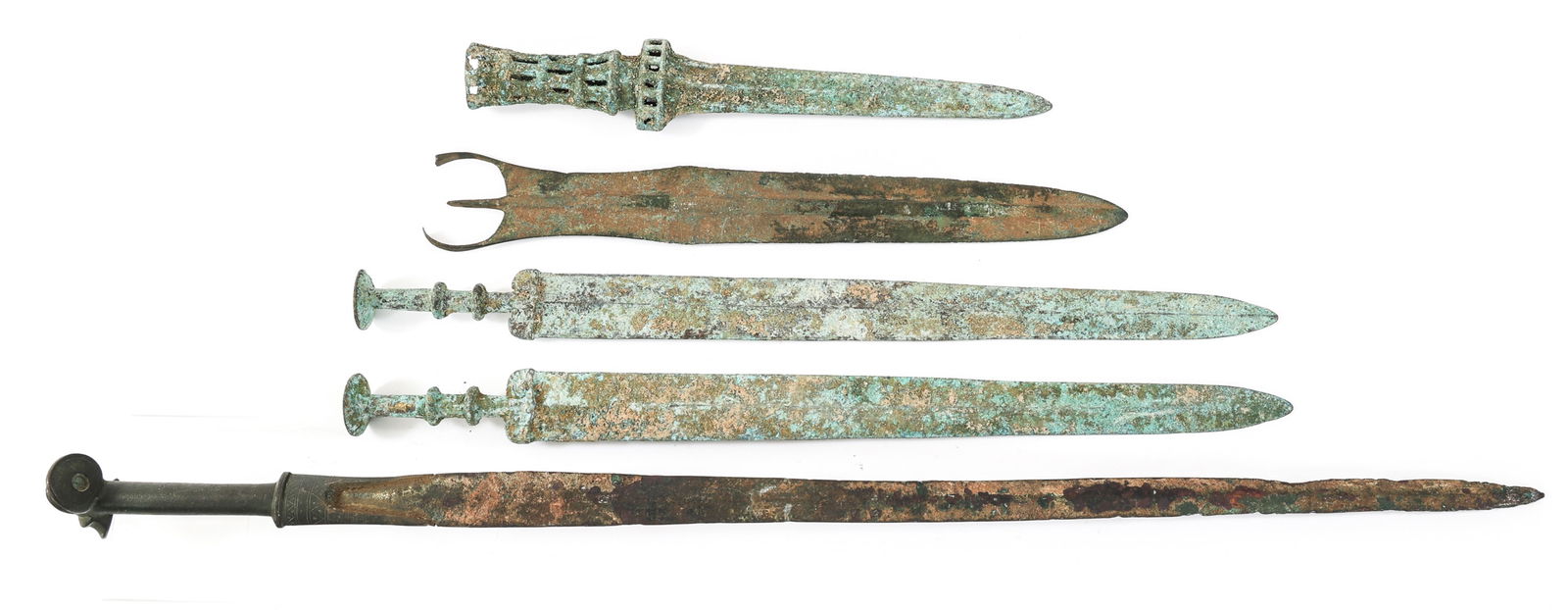 CONTEMPORARY BRONZE DAGGER & SHORT SWORD BLADES: CONTEMPORARY BRONZE DAGGER & SHORT SWORD BLADES Contemporary Bronze Dagger and Short Sword Blades. Blade Length: 10" to 25" | Total Length: 14" to 33"