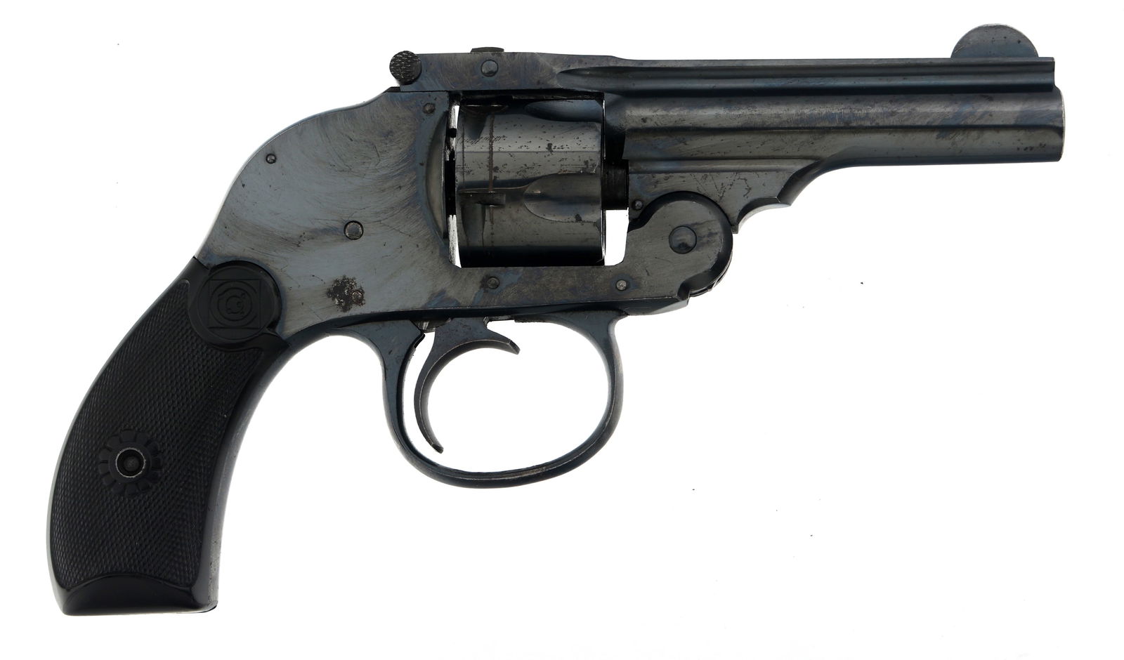 HARRINGTON & RICHARDSON TOP BREAK .32 CAL REVOLVER: HARRINGTON & RICHARDSON TOP BREAK .32 CAL REVOLVER Harrington & Richardson Top Break Auto Ejecting Model 3 .32 S&W caliber DA revolver. Blued finish. Serial numbers match on butt, barrel, cylinder, ej