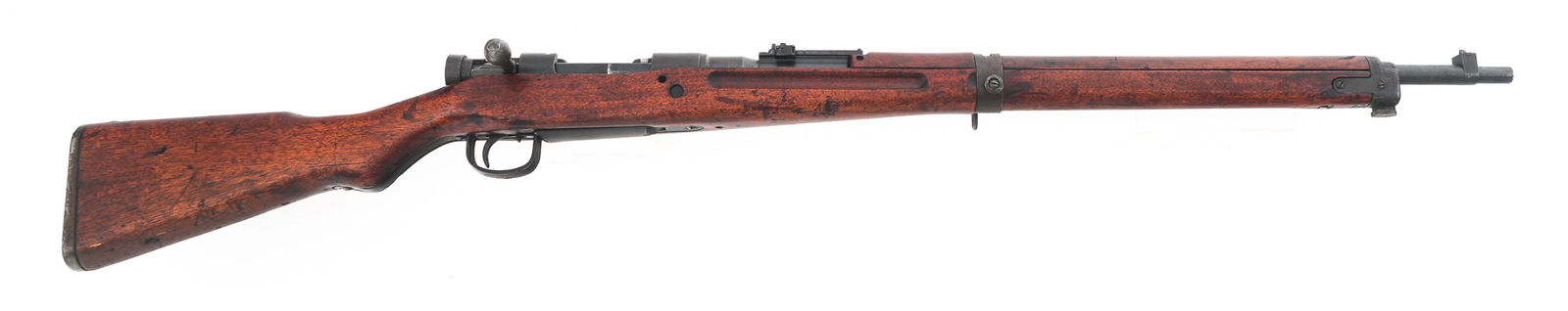 WWII JAPANESE TOYO KOGYO TYPE 99 ARISAKA RIFLE: WWII JAPANESE TOYO KOGYO TYPE 99 ARISAKA RIFLE WWII Japanese Toyo Kogyo Type 99 Arisaka 7.7x58mm caliber rifle. Series 33. Intact Mum. Smooth safety. Serial numbers match on receiver, bolt, and extrac