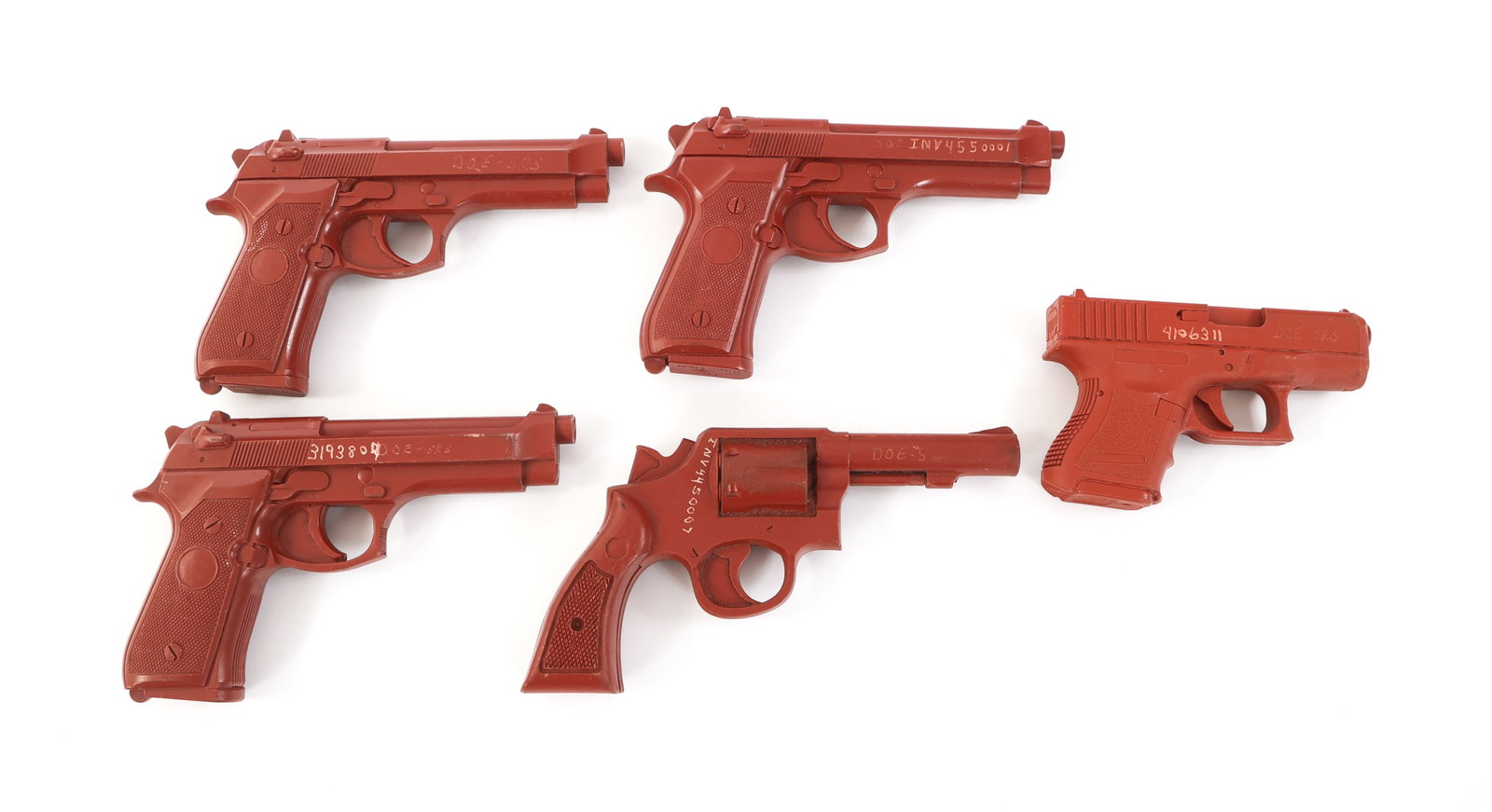 US DUMMY TRAINING PISTOLS & REVOLVER: US DUMMY TRAINING PISTOLS & REVOLVER Cold War - Modern US Dummy Training Pistols. Non-firing. (3) Beretta M9. (1) Glock 26. (1) S&W Revolver. Caliber / Gauge: Dummy Non-firing