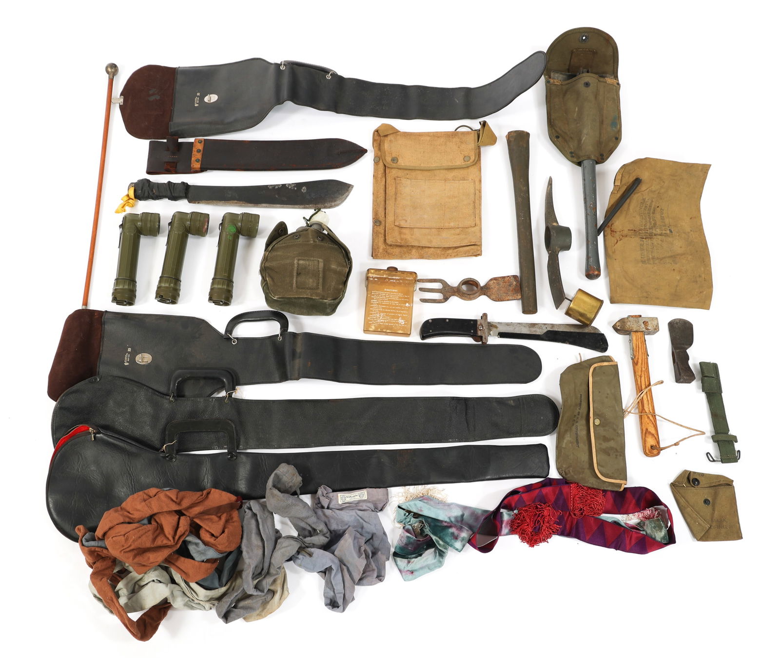 WWII - VIETNAM WAR US ARMED FORCES BONANZA: WWII - VIETNAM WAR US ARMED FORCES BONANZA WWII - Vietnam War US Armed Forces Bonanza. Includes machetes, cloth & leather sword covers, entrenching tools, canvas map/dispatch case, canteen with cover,