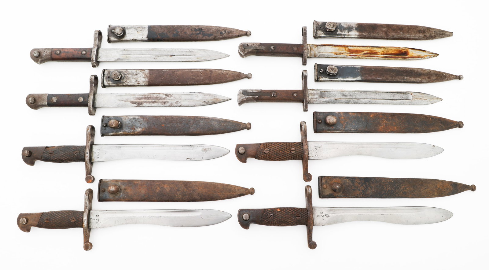 WWII TURKISH & SPANISH BAYONETS WITH SCABBARDS: WWII TURKISH & SPANISH BAYONETS WITH SCABBARDS WWII Turkish & Spanish Bayonets. Includes Turkish M1935 and Spanish M1941 Bayonets. All have scabbards. Blade Length: 9 3/4" Total Length: 14 1/2" to 14 