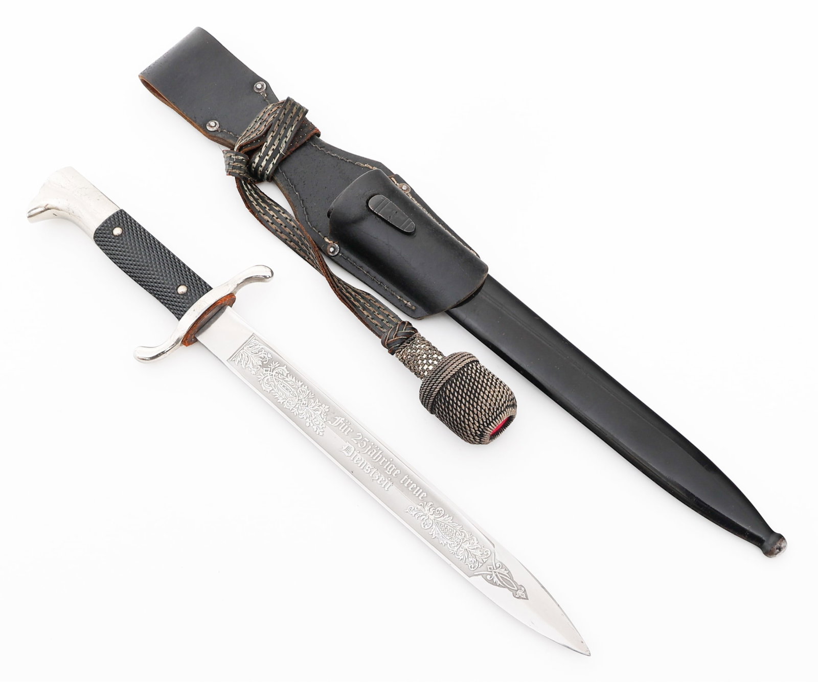 WWII GERMAN FIRE POLICE ETCHED BAYONET: WWII GERMAN FIRE POLICE ETCHED BAYONET WWII German Fire Police Etched Presentation Bayonet. Single edged, bright, double acid etched blade with fuller. "F?r 25 j?hrige treue Dienstzeit" and floral des