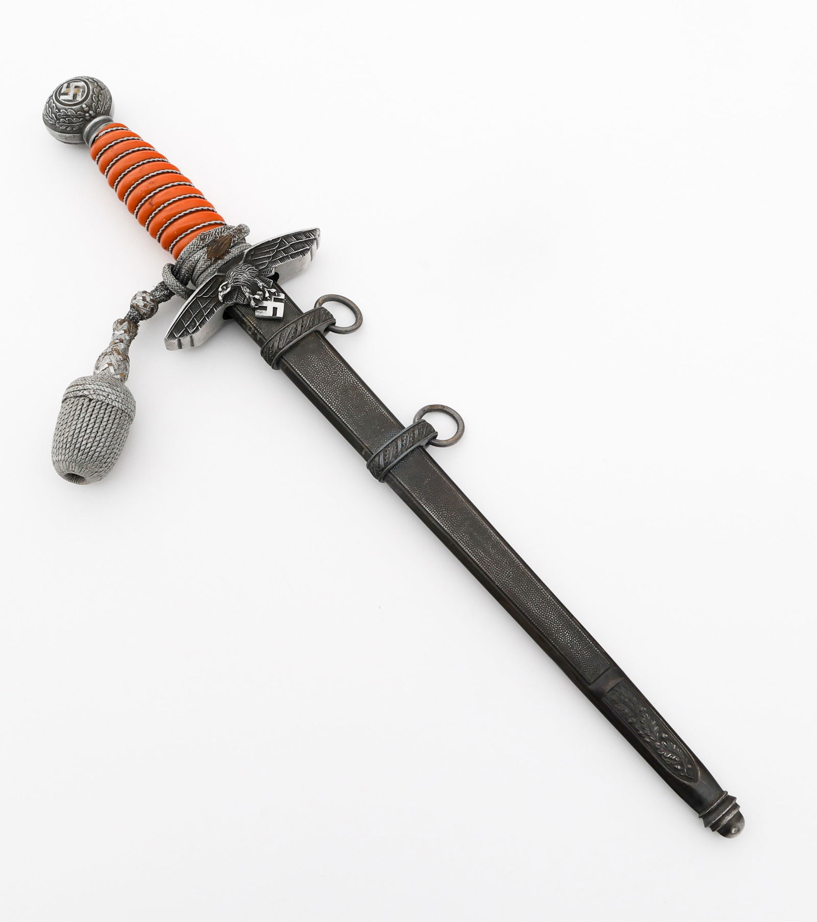 WWII GERMAN LUFTWAFFE 2nd MODEL DAGGER by EICKHORN: WWII GERMAN LUFTWAFFE 2nd MODEL DAGGER by EICKHORN WWII German Luftwaffe 2nd Model Officer Dress Dagger. Double edged, bright blade with maker mark by Carl Eickhorn etched on one side near the crossgu