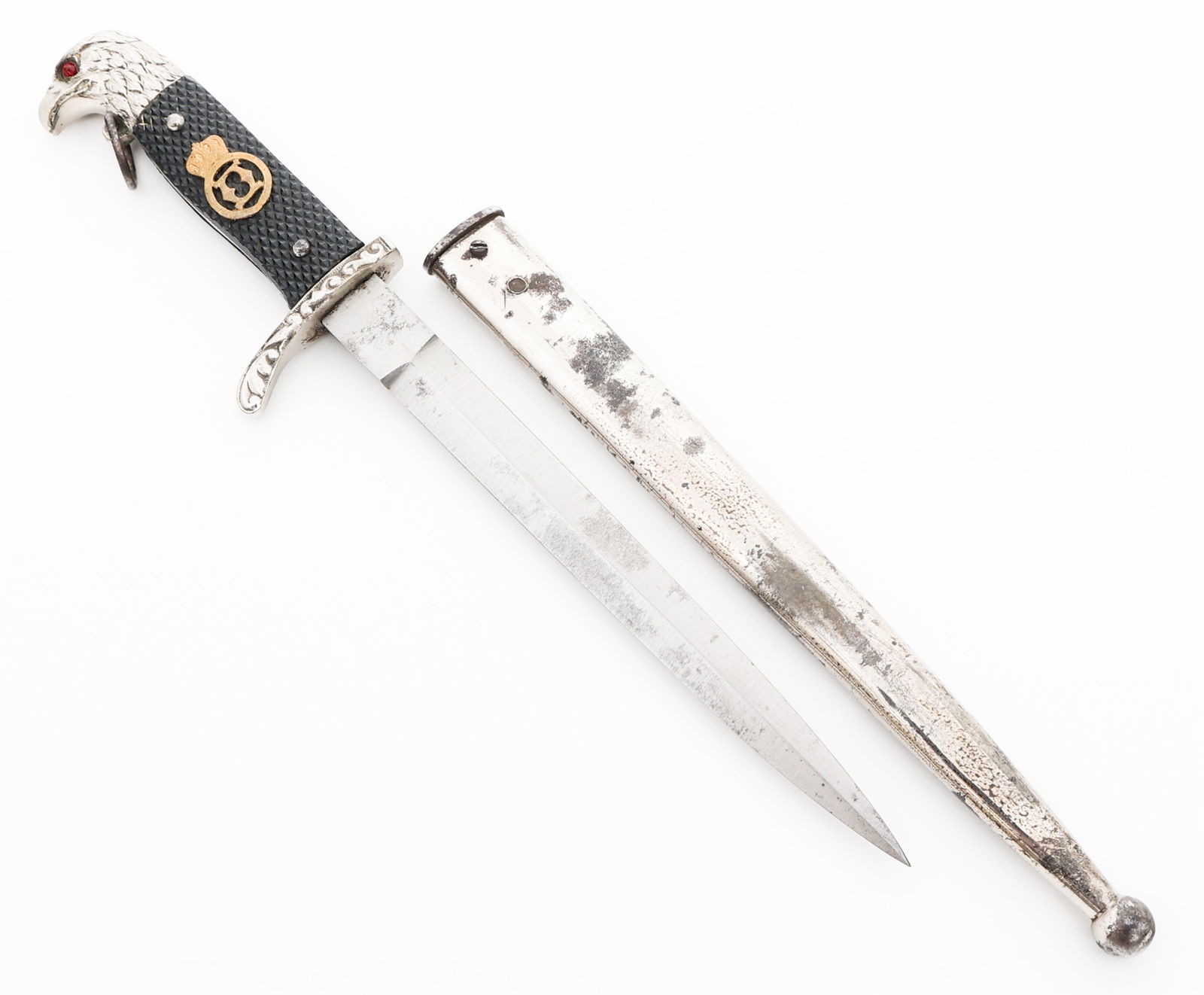 WWII ROMANIAN ARMY OFFICER DRESS DAGGER: WWII ROMANIAN ARMY OFFICER DRESS DAGGER WWII Romanian Army Officer Dress Dagger. Double edged, bright blade. "Solingen" stamped on the ricasso. Decorated nickel-silver hilt with checkered black compos