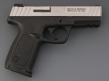 SMITH & WESSON MODEL SD9VE 9x19mm CALIBER PISTOL