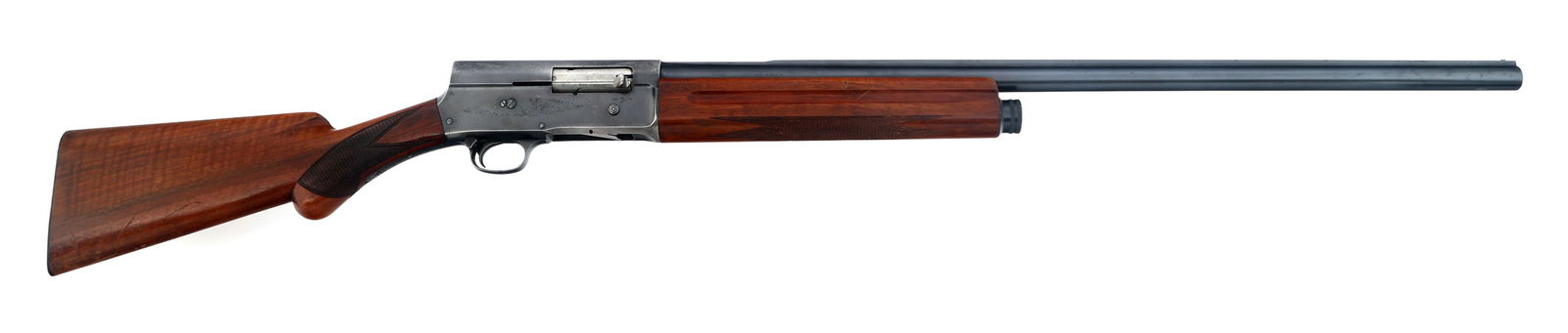 BROWNING AUTOMATIC 5 12 GAUGE SHOTGUN: BROWNING AUTOMATIC 5 12 GAUGE SHOTGUN Browning Automatic 5 12 gauge semi-automatic shotgun. 2 3/4 inch chamber. Full choke. Engraved receiver. Barrel stamped made in Belgium. Checkered wood stock and