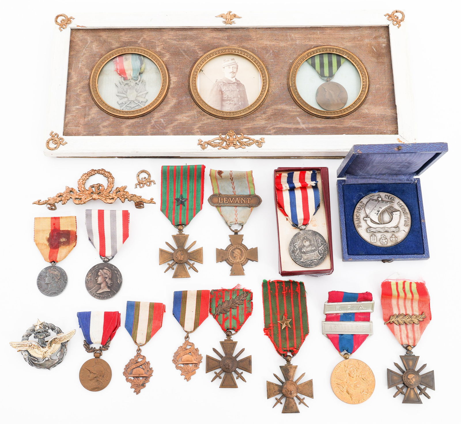 WWI - COLD WAR FRENCH MILITARY MEDALS: WWI - COLD WAR FRENCH MILITARY MEDALS WWI - Cold War French Military Medals. Includes Franco-Prussian War veteran's medal & CDV card display, size: 6" x 13". Naval Aviator's wings by Draco, WWI & WWII