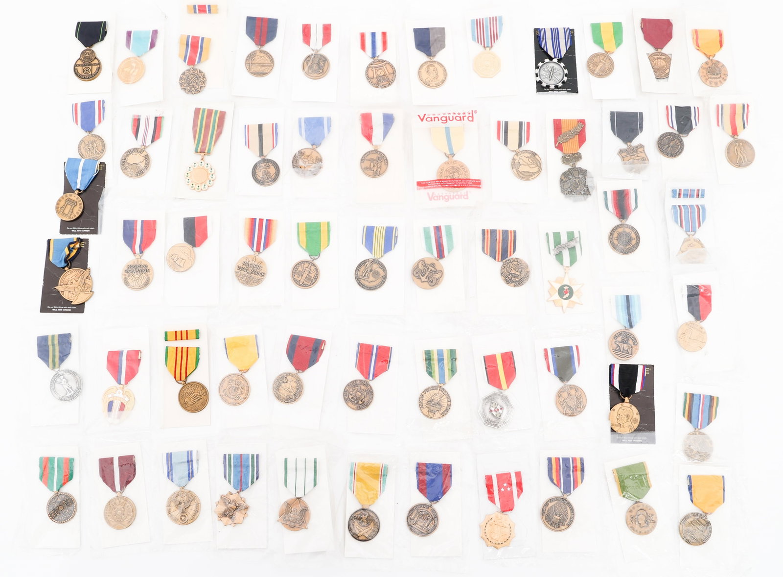 WWI - CURRENT US ARMED FORCES MEDALS: WWI - CURRENT US ARMED FORCES MEDALS WWI - Current US Armed Forces Medals. (60) Medals. Includes WWI & WWII Occupation medals, American Campaign, WAC service, Korea & Vietnam service, Afghanistan & Ir