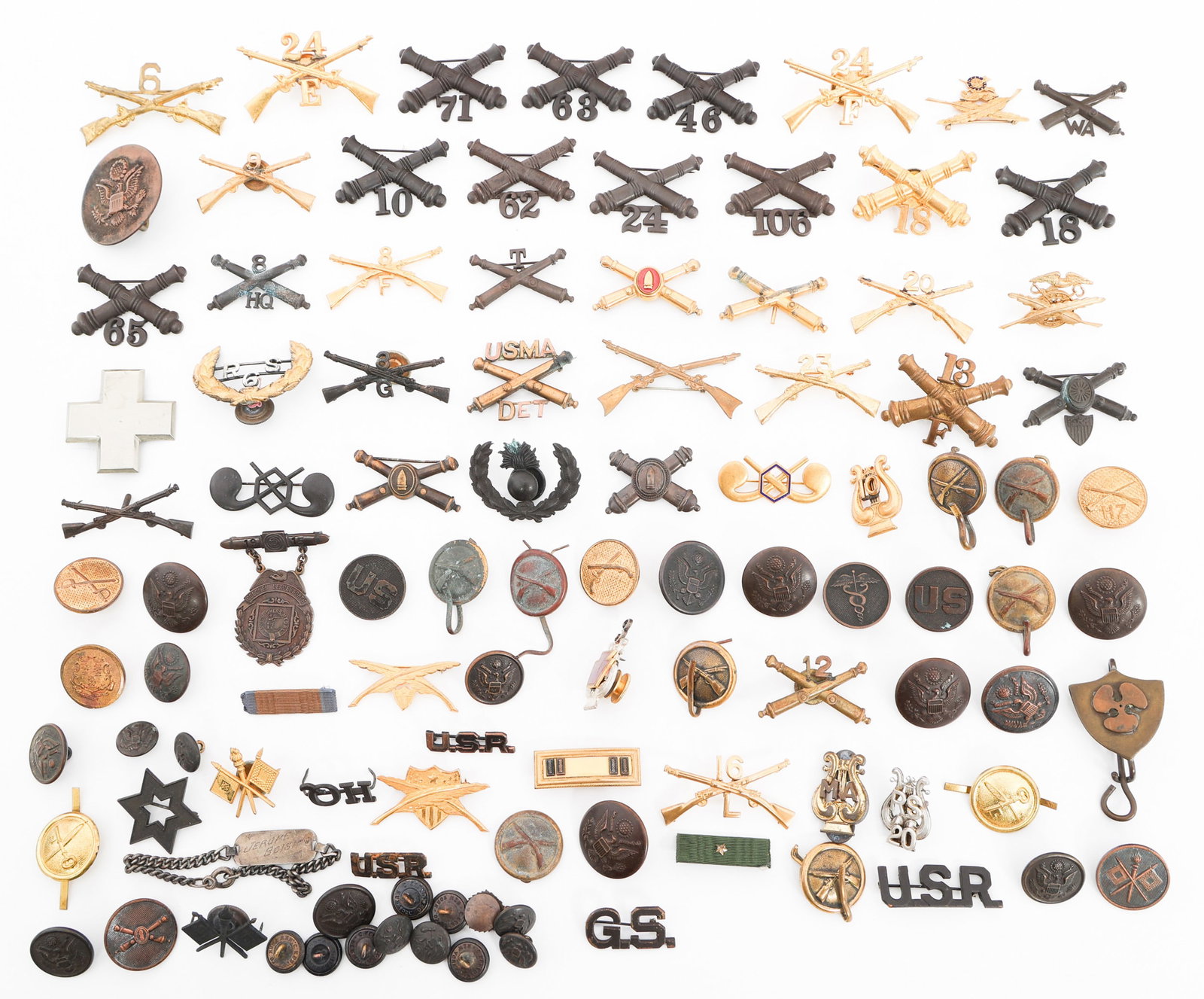 SPAN-AM WAR - WWII US ARMY BADGES, BUTTONS & PINS: SPAN-AM WAR - WWII US ARMY BADGES, BUTTONS & PINS Spanish-American War - WWII US Badges, Buttons, Pins and Ribbons. Includes Infantry, Artillery, Musician, Signal Corps and more.