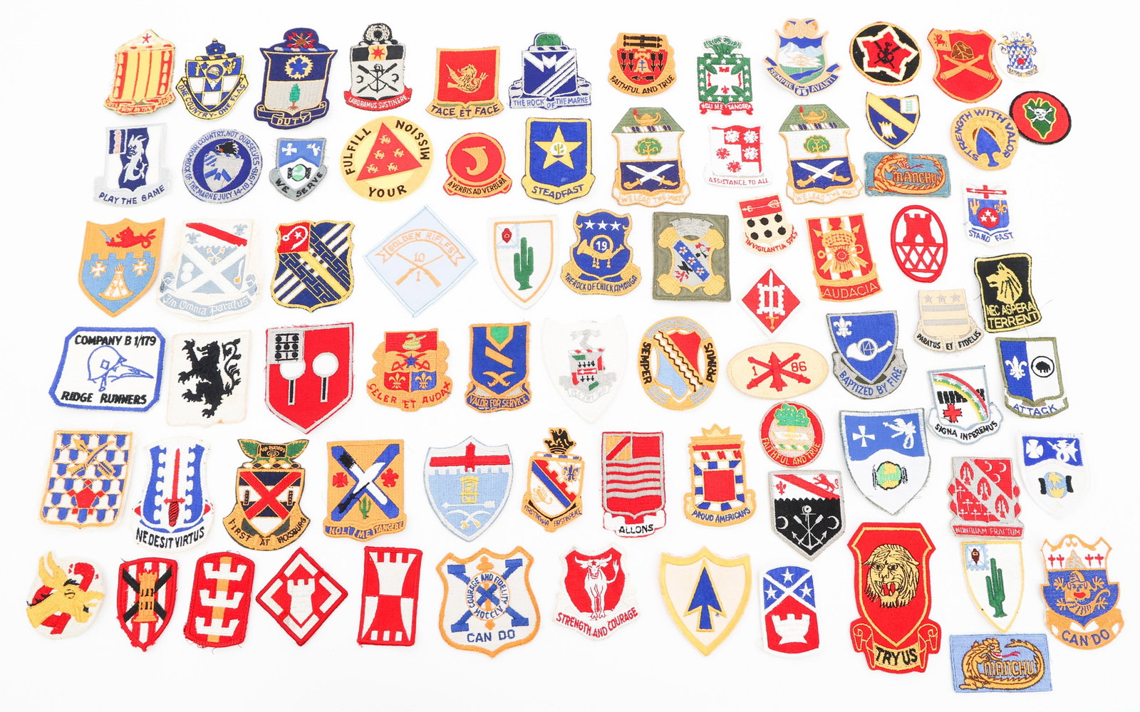 WWII - COLD WAR US ARMY REGIMENTAL PATCHES: WWII - COLD WAR US ARMY REGIMENTAL PATCHES WWII - Cold War US Army Regimental & Battalion Patches. Includes 98th Field Artillery Battalion, 141st Artillery Battalion, 9th Infantry Regiment, 28th Infan