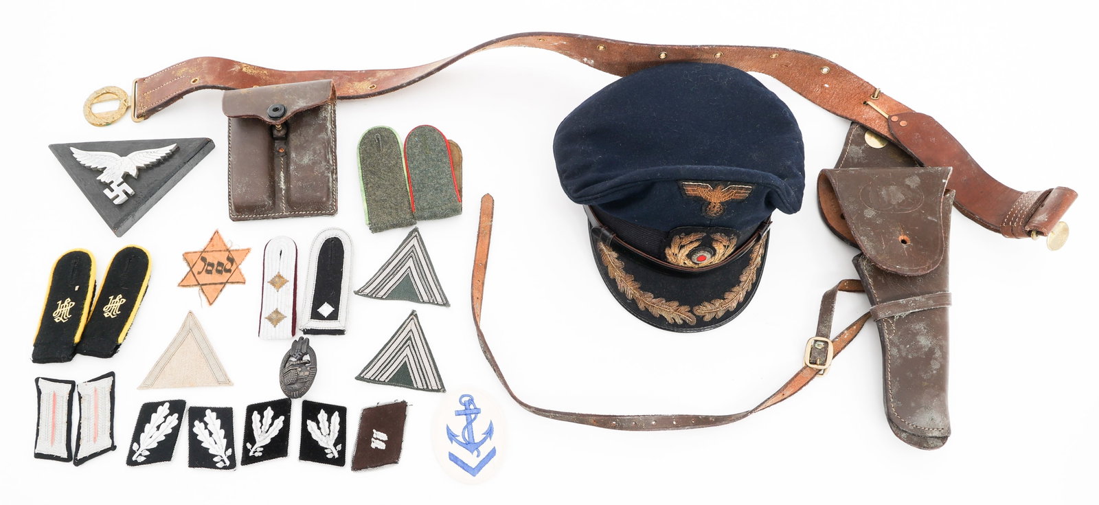 MODERN COPY OF WWII GERMAN CAP, INSIGNIA & US GEAR: MODERN COPY OF WWII GERMAN CAP, INSIGNIA & US GEAR Modern copy of a WWII German Kriegsmarine Cap and Insignia. Also includes US pistol holster and belt.