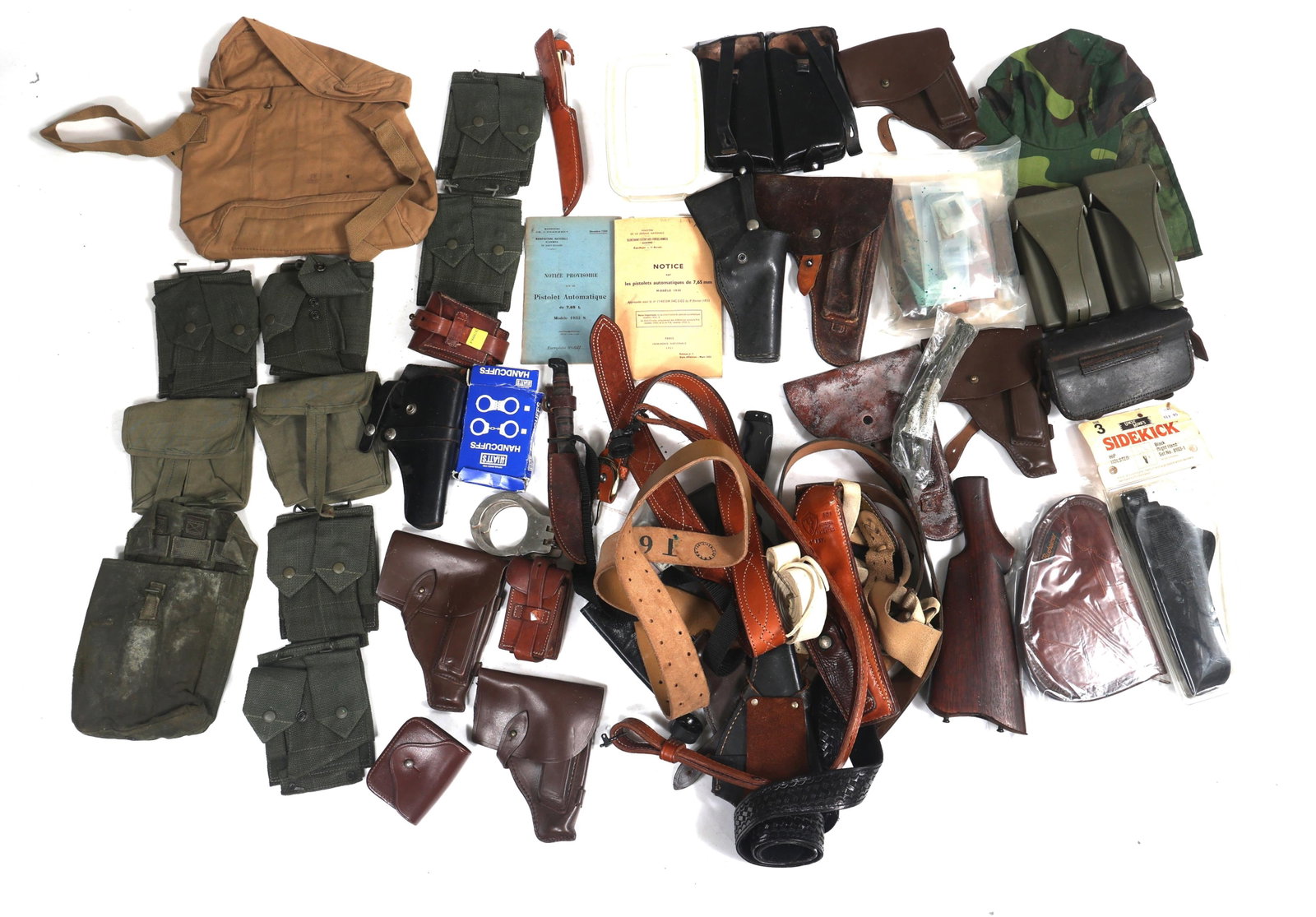HOLSTERS, KNIVES AND GEAR BONANZA: HOLSTERS, KNIVES AND GEAR BONANZA Holsters, knives and gear bonanza lot. Holsters, pouches, belts, knives, patches, gear and more.