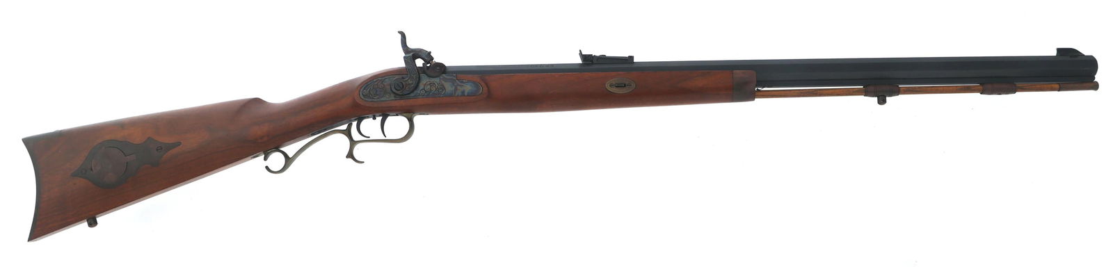 THOMPSON CENTER MODEL HAWKEN .45 CALIBER RIFLE: THOMPSON CENTER MODEL HAWKEN .45 CALIBER RIFLE Thompson Center Model Hawken .45 caliber percussion rifle. 28 inch octagonal barrel. Engraved side plate and hammer. Wood stock with patch box. Metal but