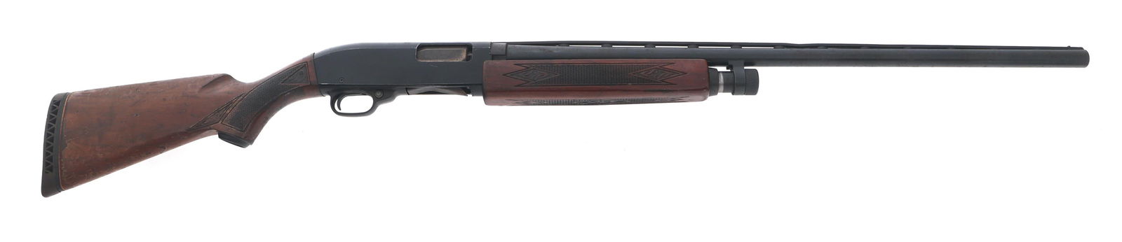 WINCHESTER TED WILLIAMS MODEL 200 12 GAUGE SHOTGUN: WINCHESTER TED WILLIAMS MODEL 200 12 GAUGE SHOTGUN Winchester "Ted Williams" Model 200 12 gauge pump shotgun. 2 3/4 inch chamber. Modified choke. 28 inch vented rib barrel. Checkered wood stock and fo