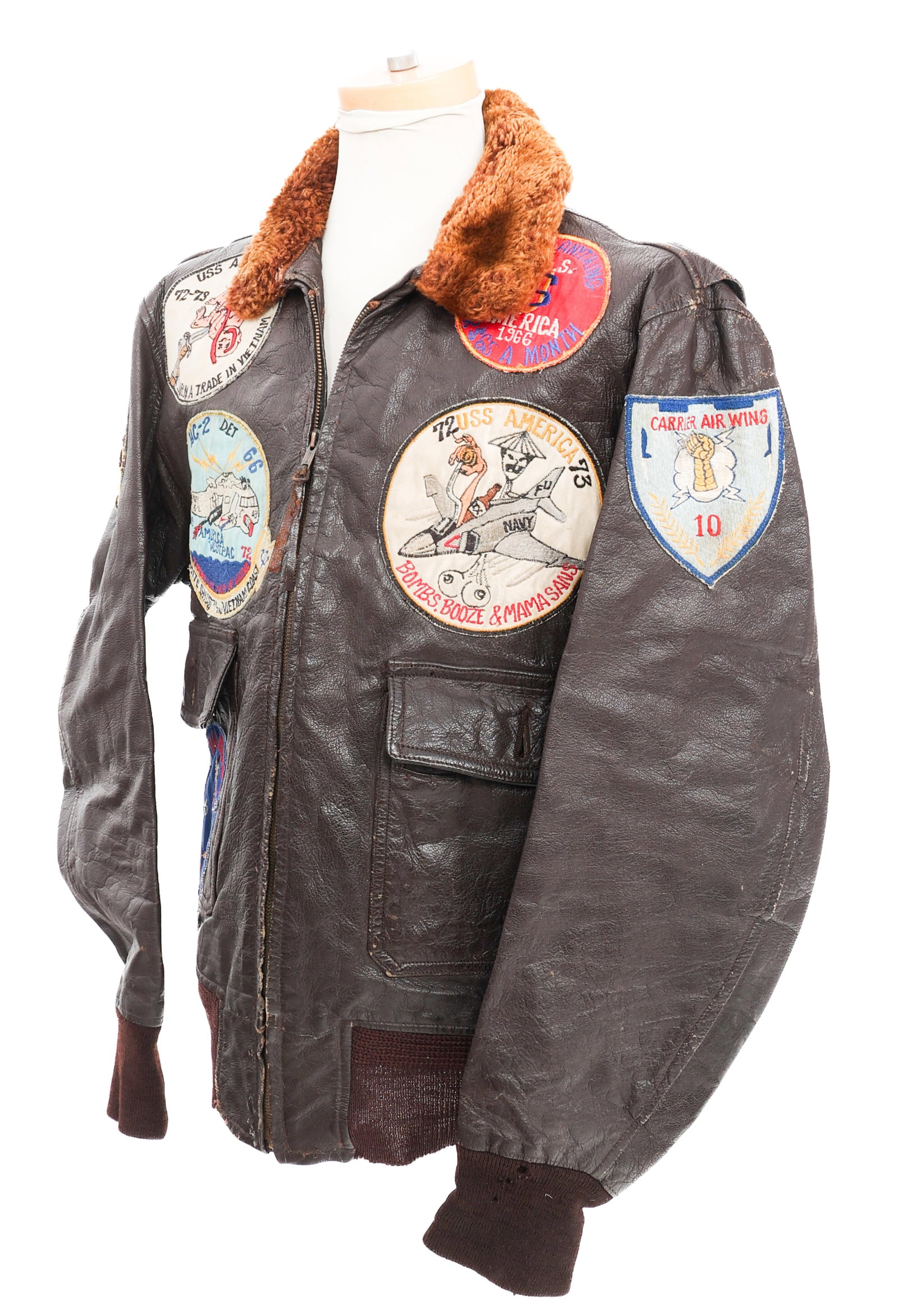 VIETNAM WAR USN HELICOPTER PILOT G-1 FLIGHT JACKET: VIETNAM WAR USN HELICOPTER PILOT G-1 FLIGHT JACKET Vietnam War US Navy HC-2 Squadron Helicopter Pilot G-1 Leather Flight Jacket. HC-2 Squadron Detachment 66, USS America, and Vietnam War novelty patch