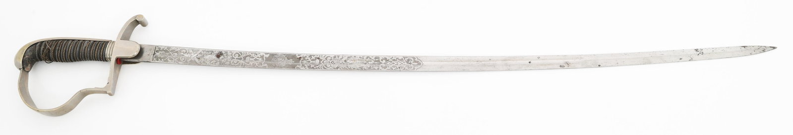 WWI IMPERIAL GERMAN SAXON ARTILLERY OFFICER SWORD: WWI IMPERIAL GERMAN SAXON ARTILLERY OFFICER SWORD WWI Imperial German Saxon Artillery Officer Dress Sword. Single edged, curved blade with fuller. Triple acid etched with Saxon coat of arms and floral
