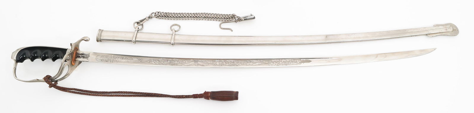 US ARMY M1902 OFFICER SWORD by JACOB REED'S SONS: US ARMY M1902 OFFICER SWORD by JACOB REED'S SONS US Army M1902 Officer Dress Sword. Single edged, bright blade with fuller. Triple acid etched with patriotic and floral designs. Maker mark by Jacob Re
