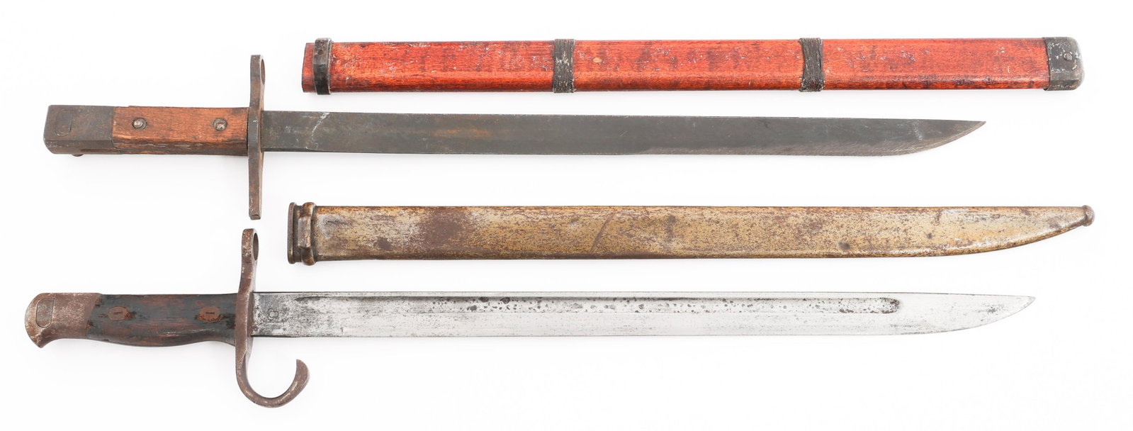 WWII IMPERIAL JAPANESE TYPE 30 BAYONETS: WWII IMPERIAL JAPANESE TYPE 30 BAYONETS WWII Imperial Japanese Type 30 Bayonets. (1) Single edged blade with fuller. Maker marked by Tokyo Army Ministry Armory on the ricasso. Blued steel hilt with wo