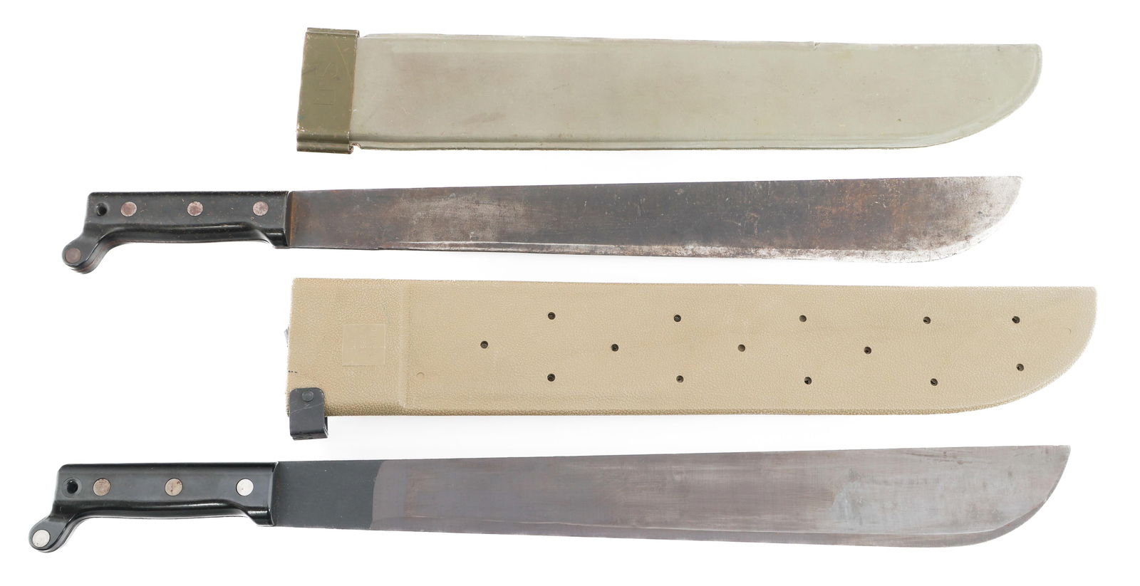 WWII - VIETNAM WAR US M1942 MACHETES by ONTARIO: WWII - VIETNAM WAR US M1942 MACHETES by ONTARIO WWII - Vietnam War US M1942 Machetes. (1) WWII Machete. Single edged, blued machete blade. Maker marked by Ontario Knife Co. and "US" Stamped on the ric