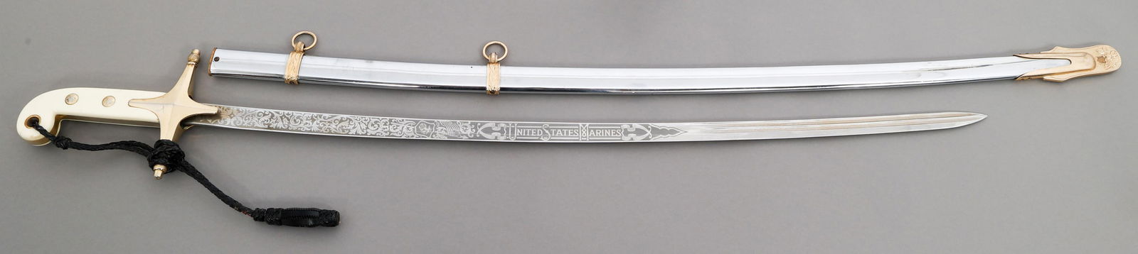 VIETNAM WAR USMC NAMED MAMELUKE DRESS SWORD: VIETNAM WAR USMC NAMED MAMELUKE DRESS SWORD Vietnam War US Marine Corps Officer Mameluke Dress Sword. Named to Lieutenant Colonel John J Mullen Jr. Single edged, bright blade with fuller. Double acid