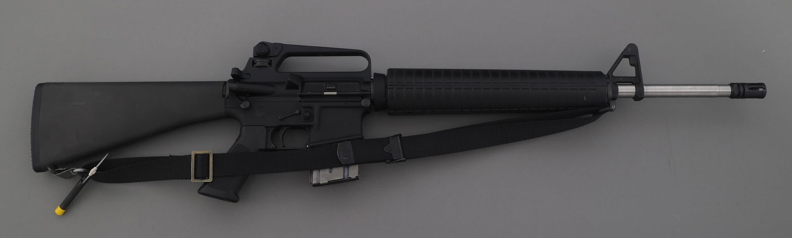 YANKEE HILL MACHINE MODEL YHM-15 .223 CAL RIFLE: YANKEE HILL MACHINE MODEL YHM-15 .223 CAL RIFLE Yankee Hill Machine Model YHM-15 .223 caliber semi-automatic rifle. 20 inch Krieger heavy barrel. Composite stock, forend, and checkered pistol grip. Ca