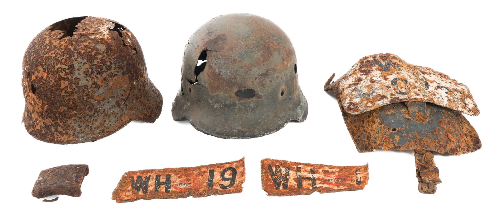 WWII GERMAN DUG RELIC HELMETS & SIGN: WWII GERMAN DUG RELIC HELMETS & SIGN WWII German Dug Relics. Includes M40 Helmets, License Plate, Belt Buckle and Signs.