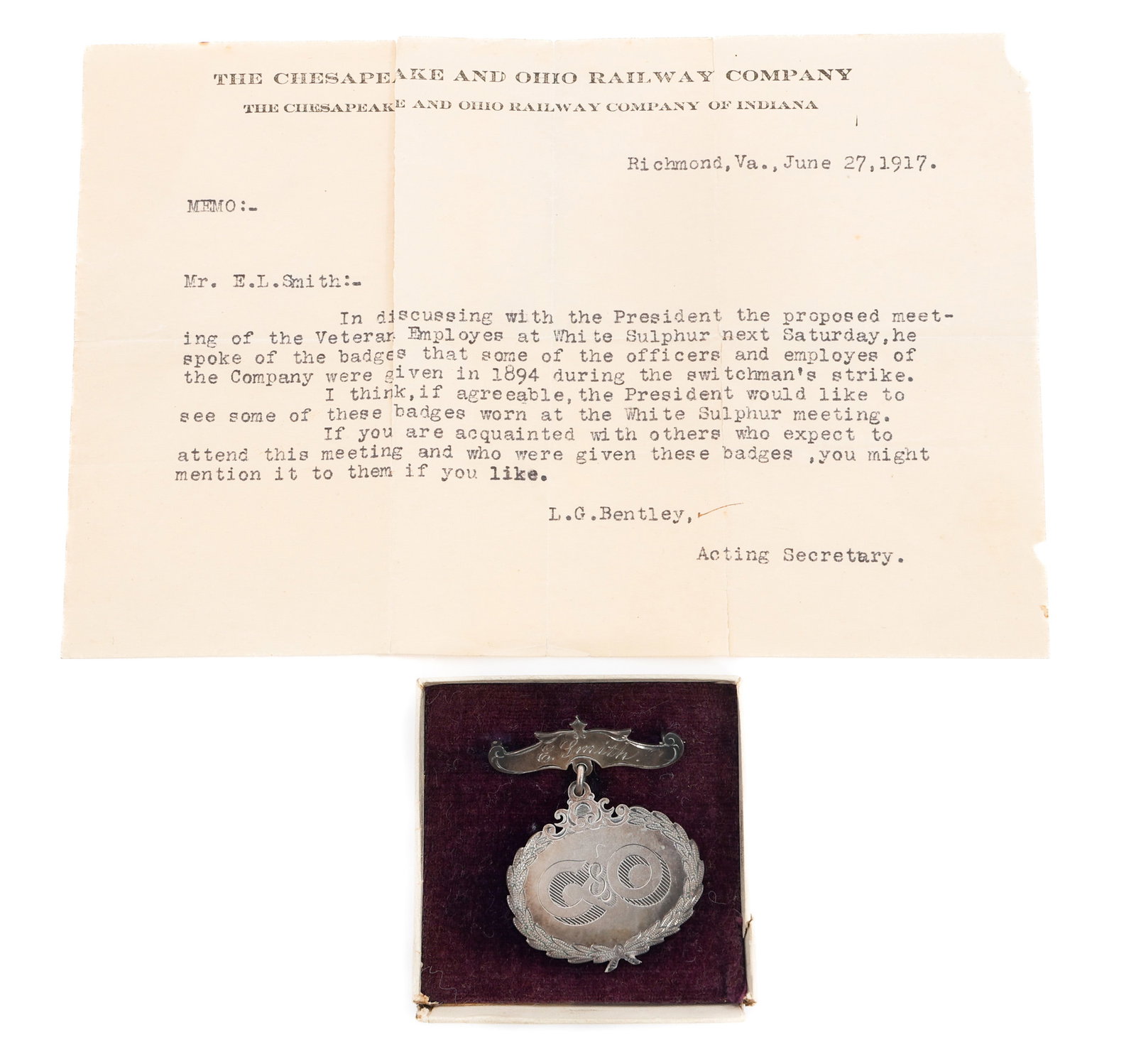 1894 NAMED C&O RAILROAD CO. PULLMAN STRIKE MEDAL: 1894 NAMED C&O RAILROAD CO. PULLMAN STRIKE MEDAL 1894 Chesapeake & Ohio Railroad Company Pullman Strike Medal with box. Named to E.L. Smith and dated July 1894. Also includes Chesapeake & Ohio Railroa