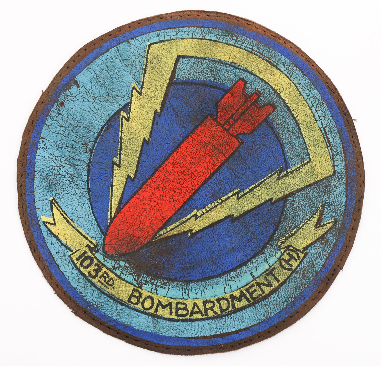 KOREAN WAR USAF 103rd BOMB SQUADRON POCKET PATCH: KOREAN WAR USAF 103rd BOMB SQUADRON POCKET PATCH Korean War USAF Pennsylvania Air National Guard 103rd Bomb Squadron Pocket Patch. Leather construction. Diameter: 5 1/8" Provenance: Lifetime Military 