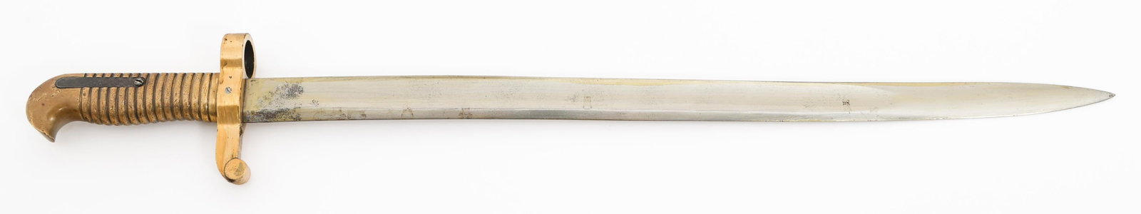 CIVIL WAR US M1862 ZOUAVE YATAGHAN SWORD BAYONET: CIVIL WAR US M1862 ZOUAVE YATAGHAN SWORD BAYONET Civil War US M1862 Zouave Yataghan Sword Bayonet. Single edged, bright, curved blade with fuller. "C" stamped on the ricasso. Brass hilt with ribbed gr