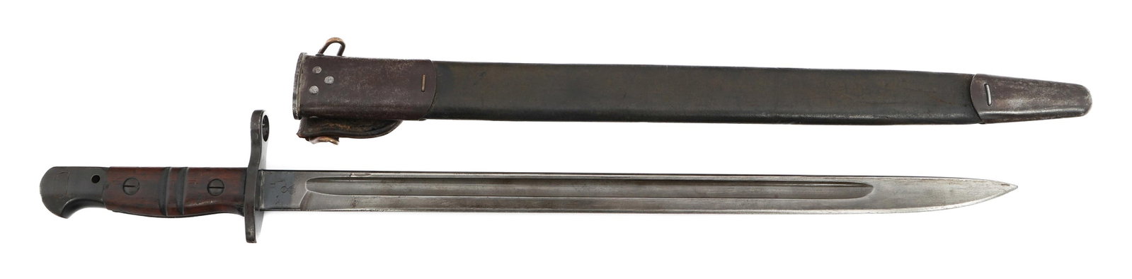 WWI US ARMY M1917 BAYONET by WINCHESTER: WWI US ARMY M1917 BAYONET by WINCHESTER WWI US Army M1917 Bayonet. Single edged, parkerized blade with fuller. Maker marked by Winchester and dated 1917 on the ricasso. Blued steel hilt and wood grip.