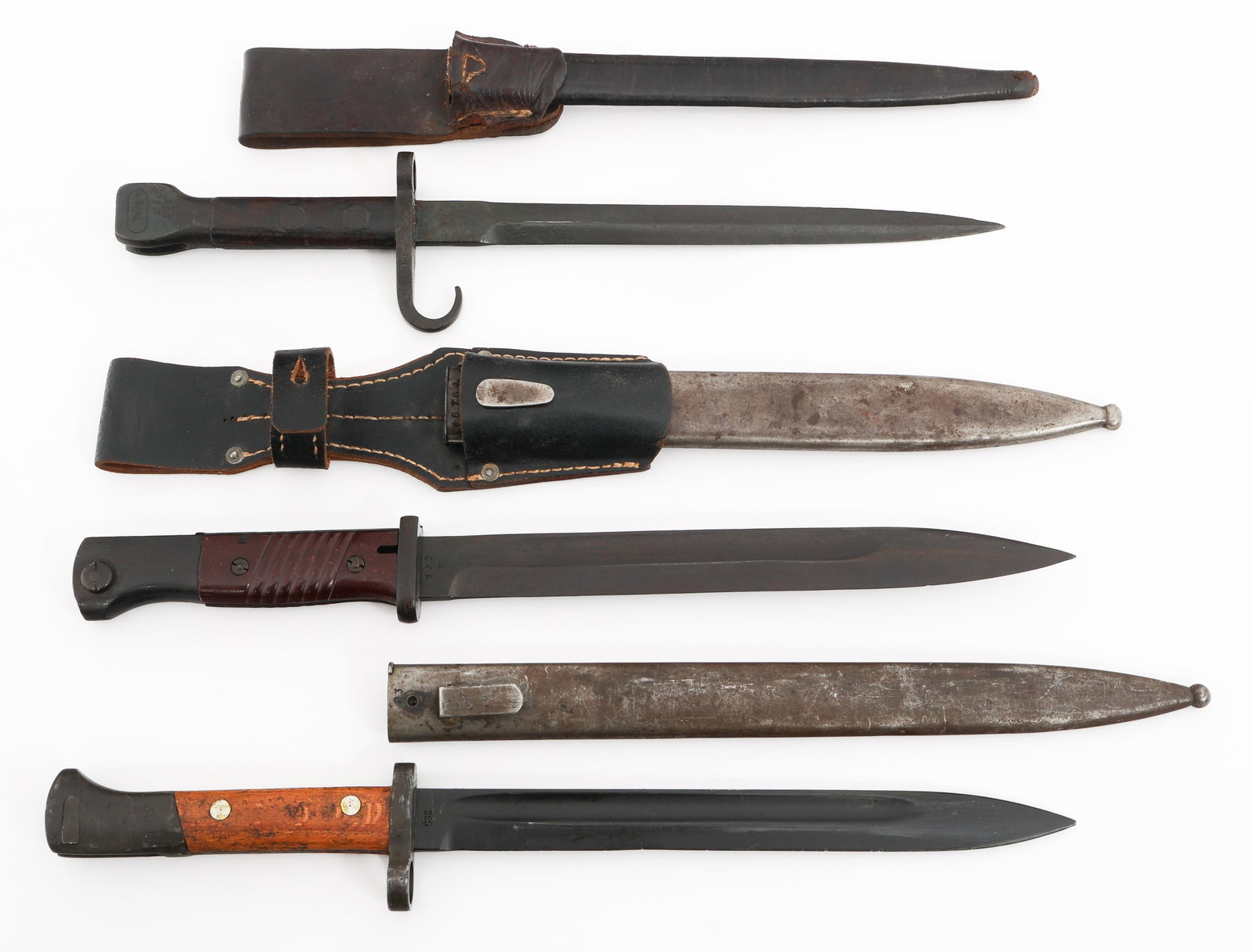 WWI - WWII DUTCH KNIL, GERMAN K98 & CZECH BAYONETS: WWI - WWII DUTCH KNIL, GERMAN K98 & CZECH BAYONETS WWI - WWII Dutch M1895 KNIL Colonial, German K98, and Czech VZ-22 Bayonets. (1) M1895 KNIL Colonial. Double edged, blued blade. Maker marked by Steyr