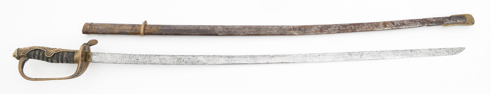 WWII CHINESE NATIONAL POLICE SWORD WITH SCABBARD: WWII CHINESE NATIONAL POLICE SWORD WITH SCABBARD WWII Chinese National Police Sword. Single edged, slightly curved blade with fuller. No visible maker marks. Brass Habaki and decorated hilt. Rayskin a