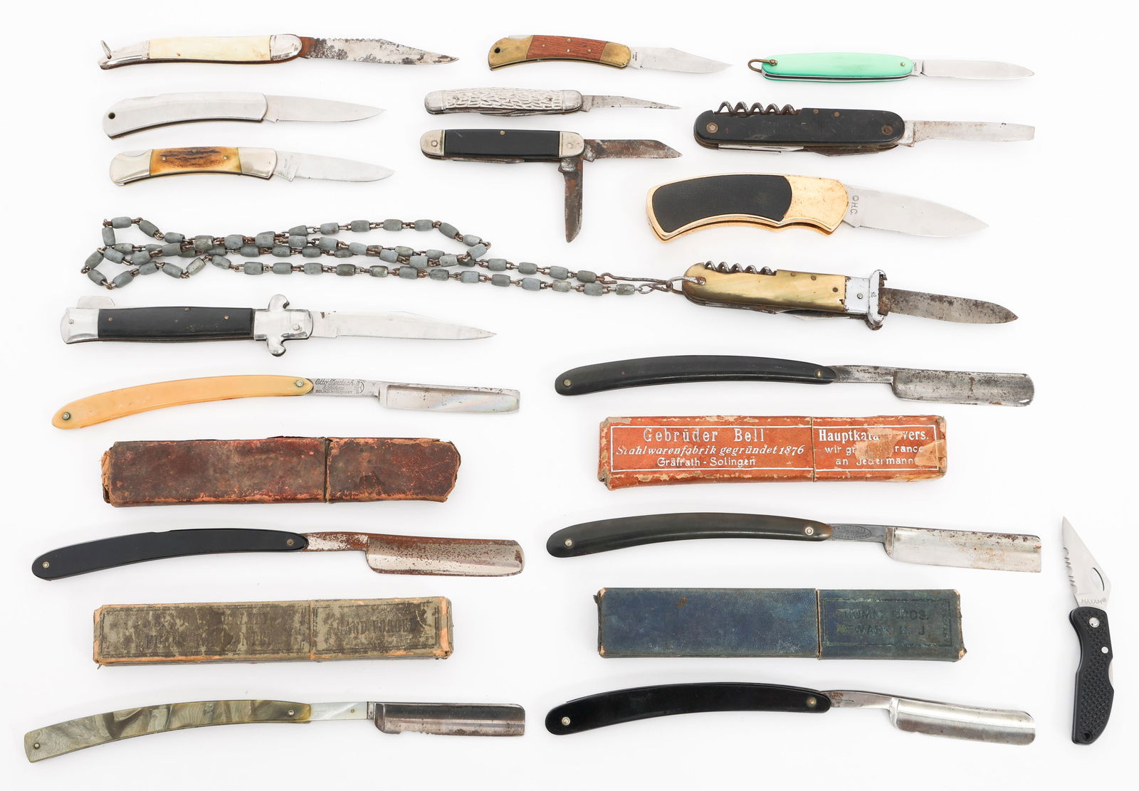 STRAIGHT RAZORS & FOLDING POCKET KNIVES: STRAIGHT RAZORS & FOLDING POCKET KNIVES Straight Razors and Folding Pocket Knives. Razor makers include Karbono, Shumate, Petrl Fros, Otto Deutsch and Trusteel. Knife makers include OHC, Maxam, Lark,
