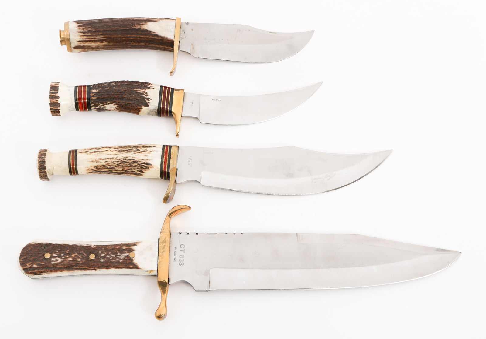 COLT & MARBLES BOWIE & HUNTING KNIVES: COLT & MARBLES BOWIE & HUNTING KNIVES Civilian Bowie and Hunting Knives. Maker marked by Colt and Marbles. Brass guards. Horn grips. No scabbards. Blade Length: 5 3/8" to 10 1/2" Total Length: 10" to