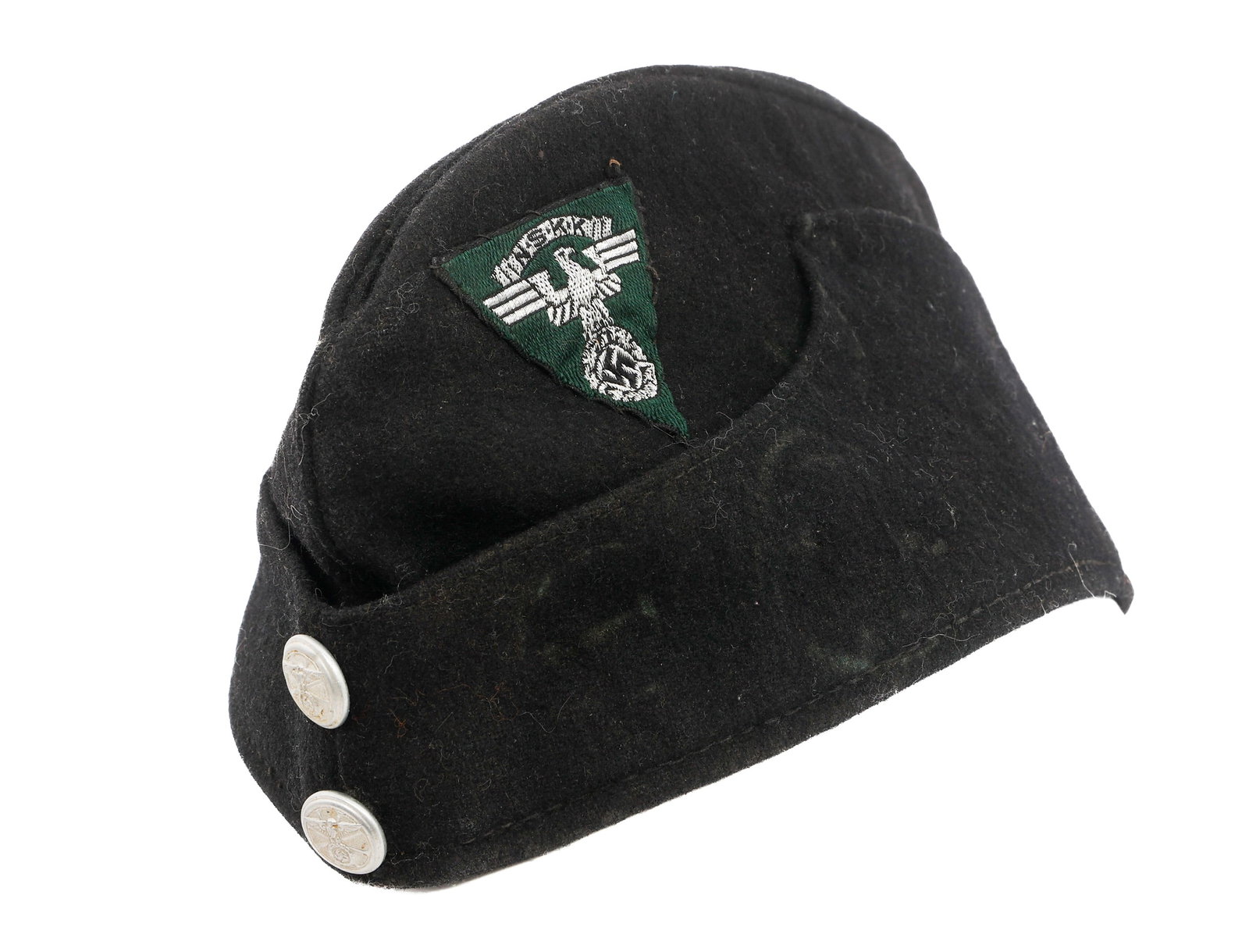 WWII GERMAN NSKK ENLISTED/NCO OVERSEAS CAP: WWII GERMAN NSKK ENLISTED/NCO OVERSEAS CAP WWII German NSKK Enlisted/NCO Overseas Cap. Black wool construction with NSKK buttons. Dark green and silver thread NSKK side patch. No visible maker marks. 