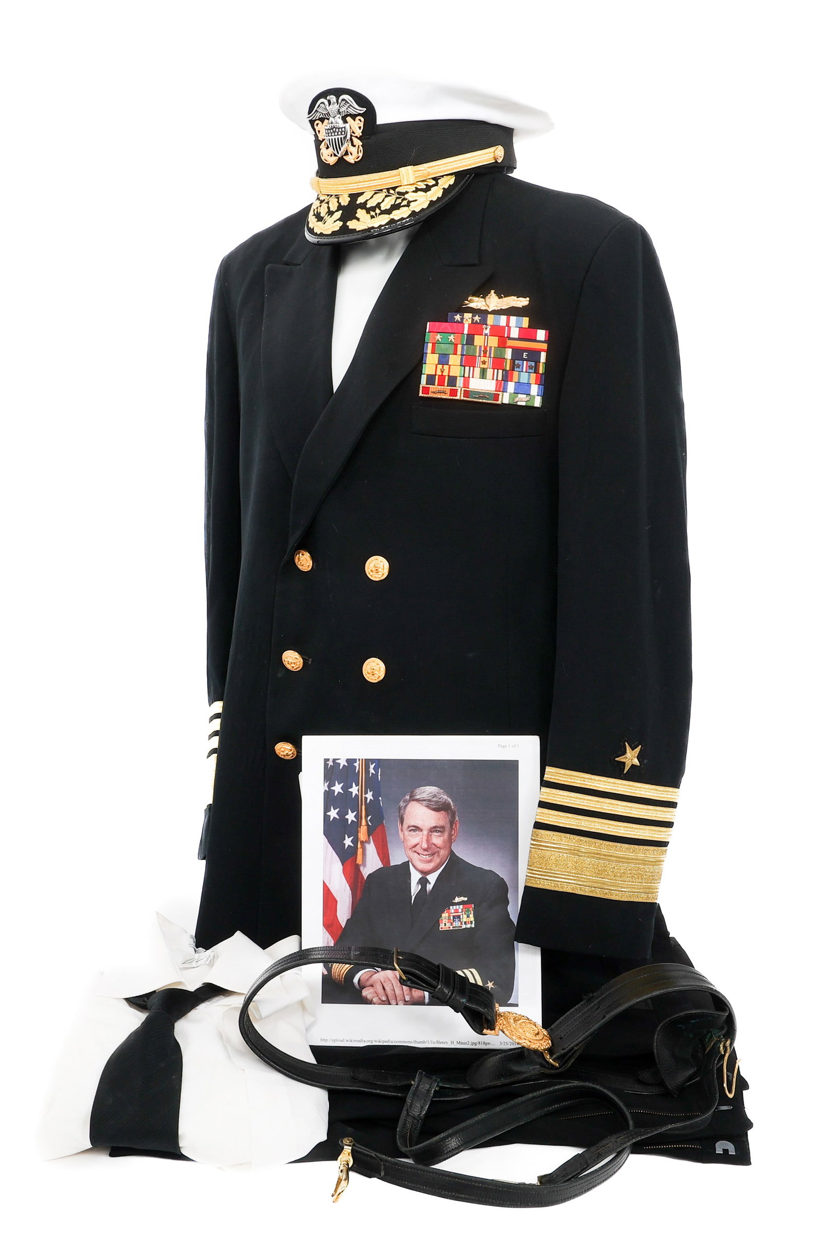 COLD WAR - GULF WARS US NAVY ADMIRAL NAMED UNIFORM: COLD WAR - GULF WARS US NAVY ADMIRAL NAMED UNIFORM Cold War Era - Gulf Wars US Navy Admiral Named Uniform. Named to Admiral Henry H. Mauz Jr. (1) Officer Service Coat. Admiral cuff insignia, Navy Surf