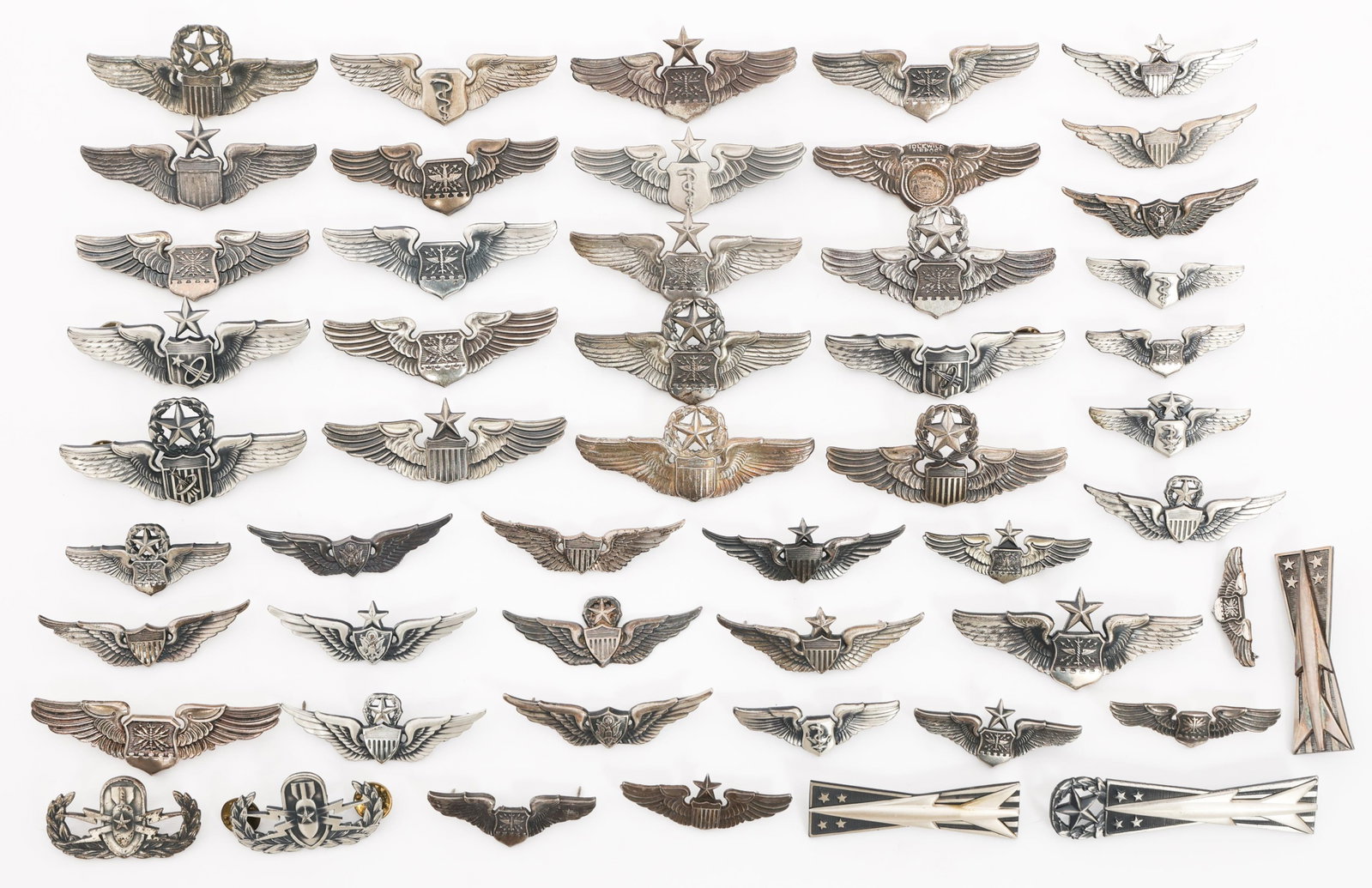 COLD WAR ERA US ARMY & AIR FORCE BADGES & WINGS: COLD WAR ERA US ARMY & AIR FORCE BADGES & WINGS Cold War Era US Army and Air Force Badges and Wings. Astronaut Pilot, Command Pilot, Flight Nurse, Navigator, Air Crew, Missileman and more.