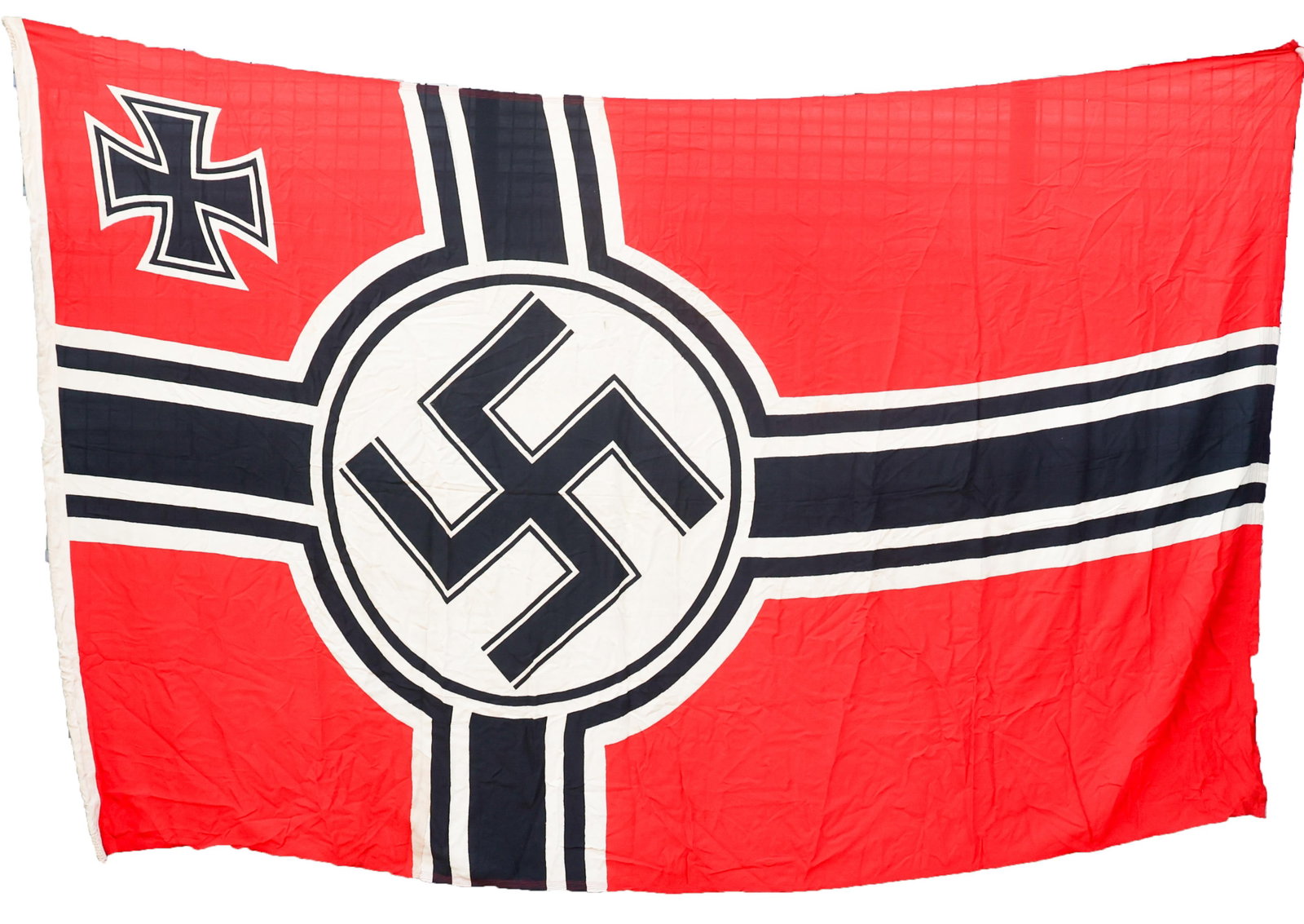 WWII GERMAN KRIEGSMARINE BATTLE FLAG: WWII GERMAN KRIEGSMARINE BATTLE FLAG WWII German Kriegsmarine Battle Flag. Double sided, one-piece cotton/linen construction. Printed swastika in center and iron cross in upper corner. Halyard present