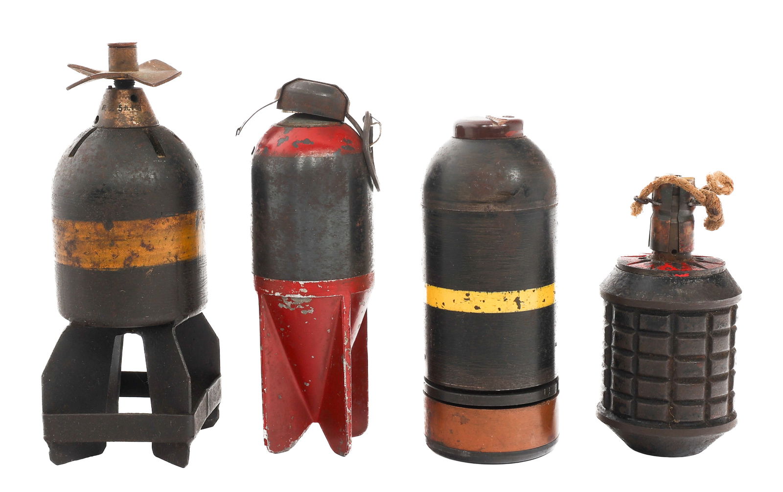 WWII IMPERIAL JAPANESE & ITALIAN ORDNANCE: WWII IMPERIAL JAPANESE & ITALIAN ORDNANCE WWII Imperial Japanese & Italian Ordnance. (1) Japanese Type 89 Knee Mortar Projectile. (1) Japanese Type 97 Hand Grenade. (1) Japanese Type 3 Cluster Bomb Su